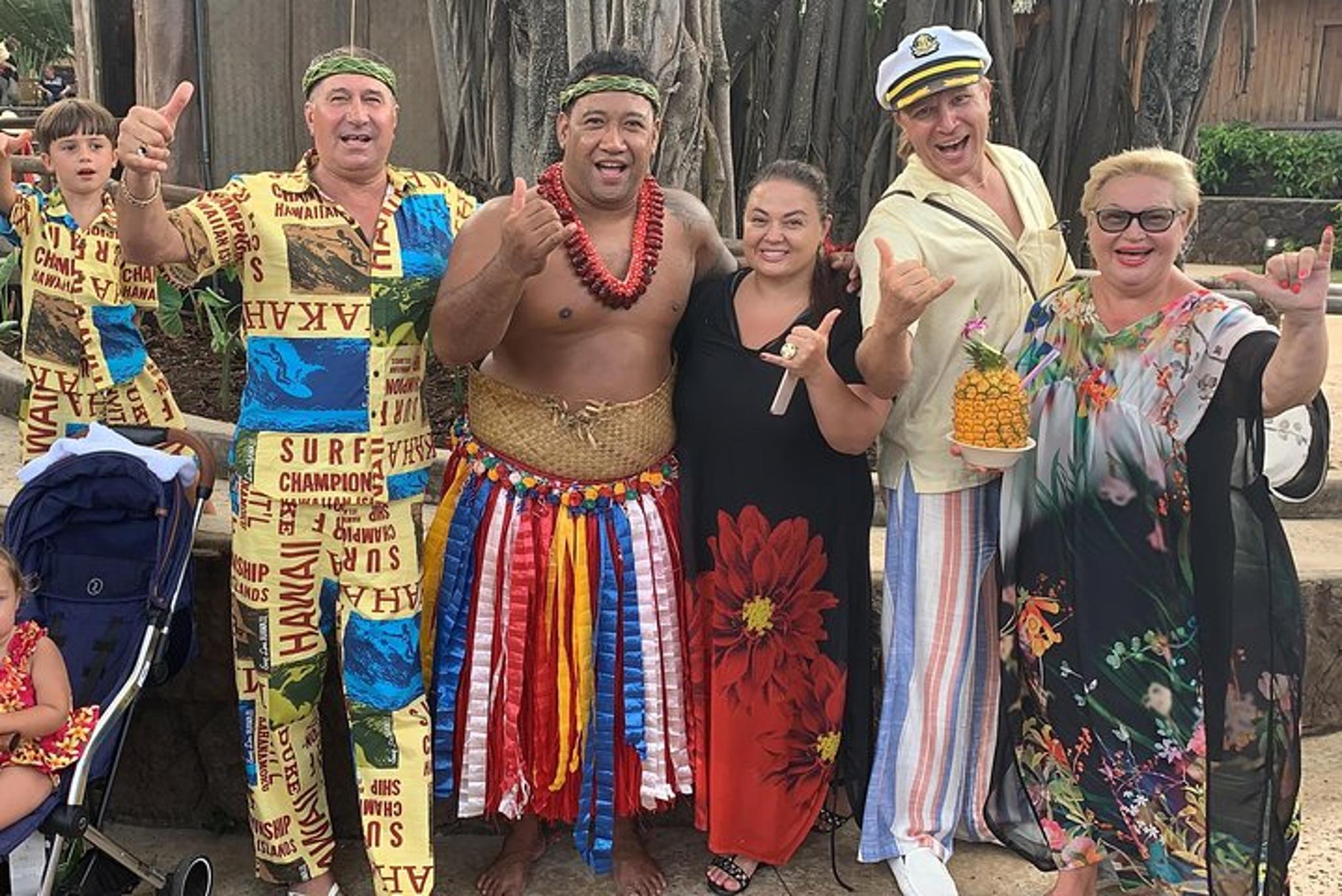 Polynesian Cultural Center Luau in Spanish - Image 4