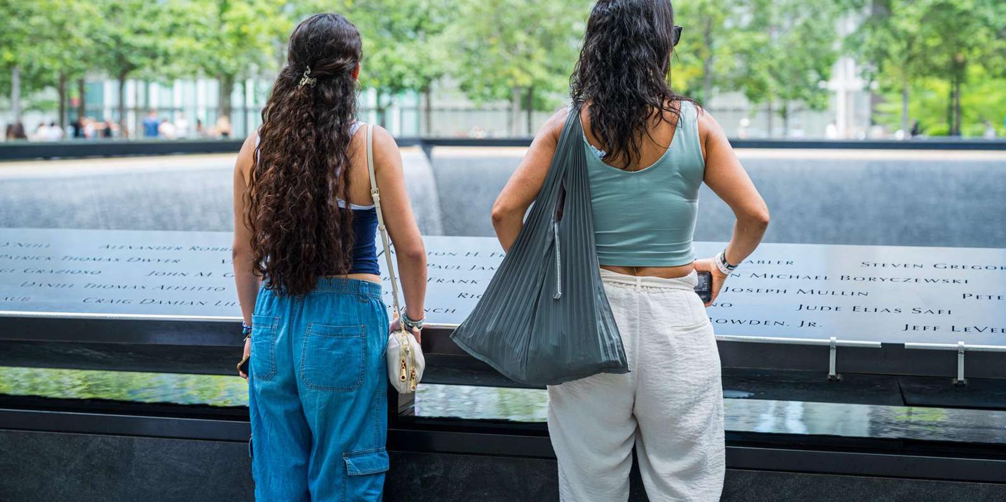 New York City 9/11 Memorial and Museum Tour - Image 2