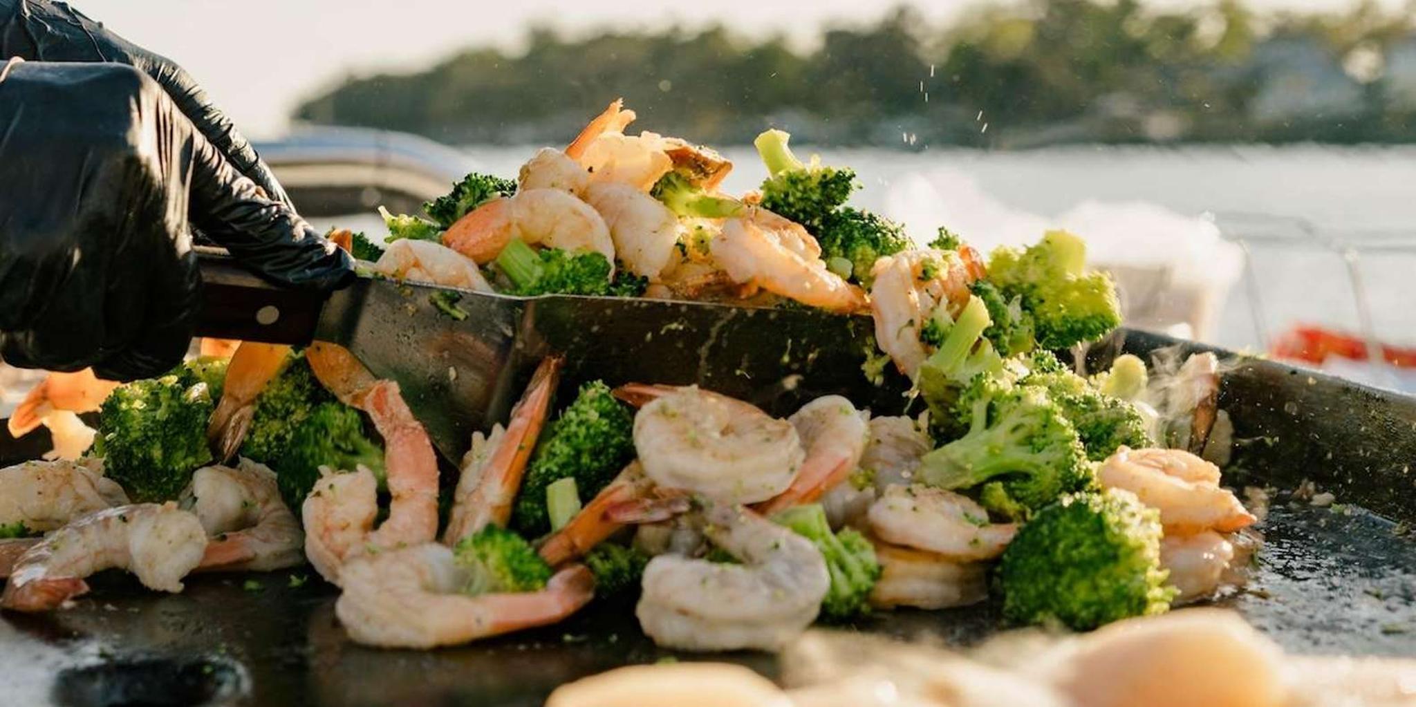 Hilton Head Island Hibachi Dinner Cruise at Sunset