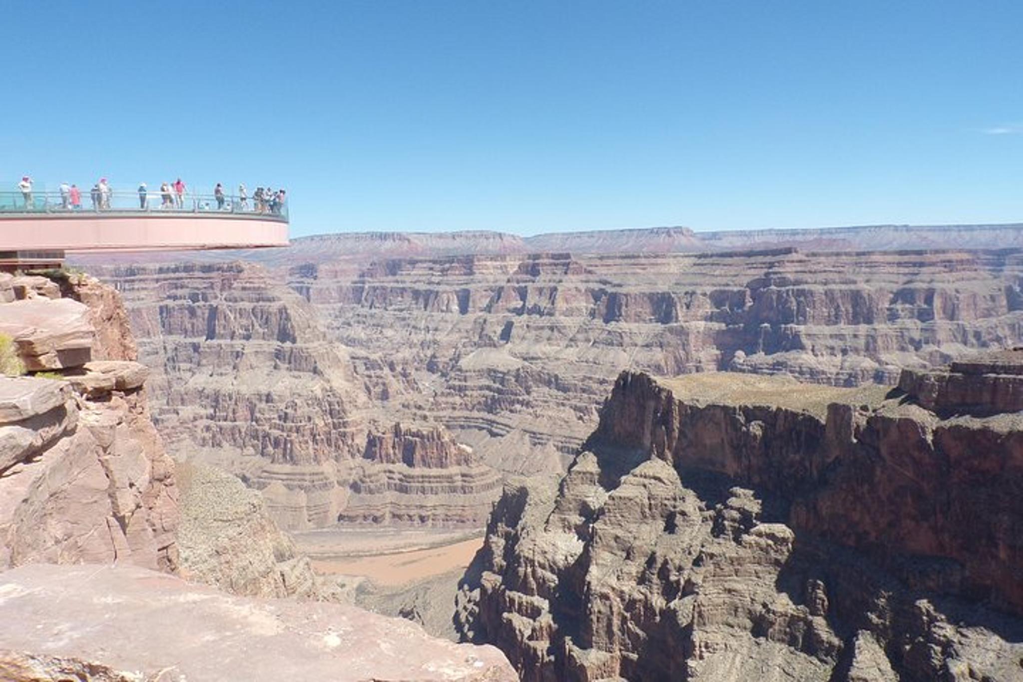 Grand Canyon Helicopter and Boat Tour in Spanish - Image 6