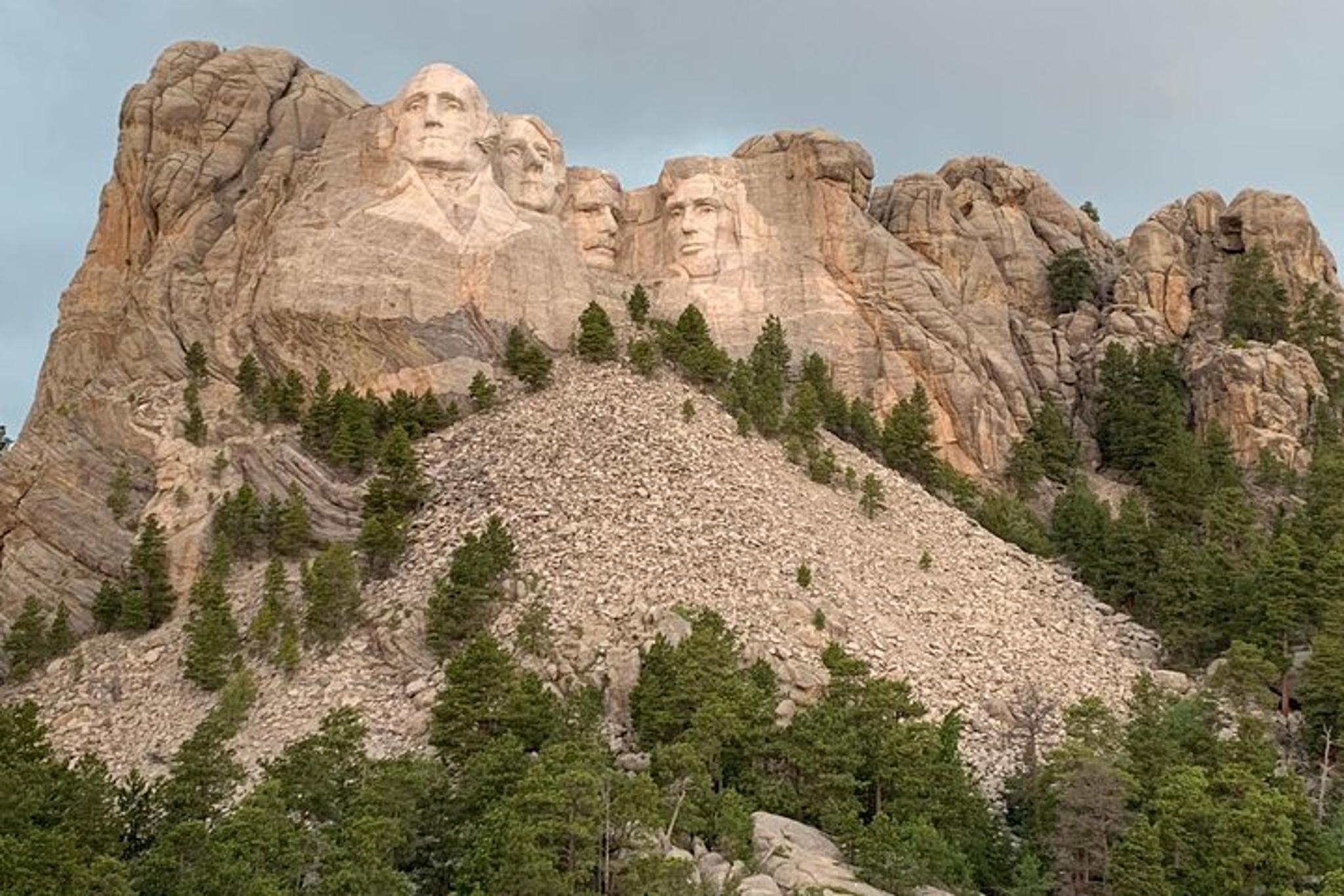 Mount Rushmore Flume Trail Hike