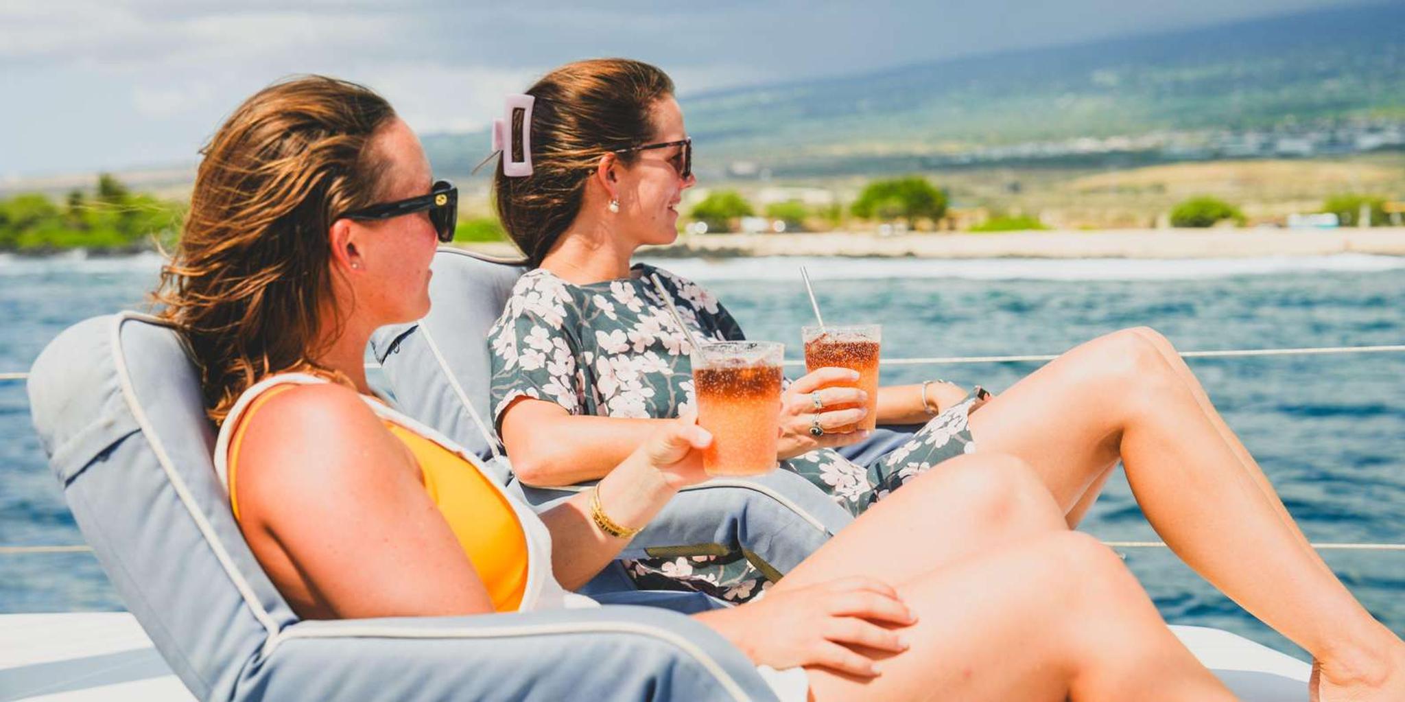 Kona Catamaran Snorkel and Sail 4 hr - Image 2