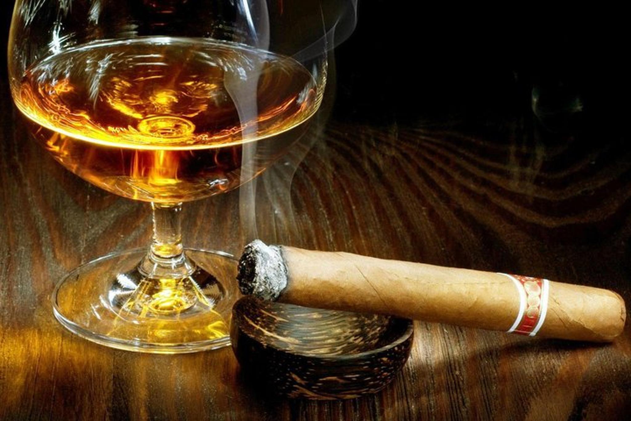 Miami Cigar and Rum Tasting Experience - Image 2