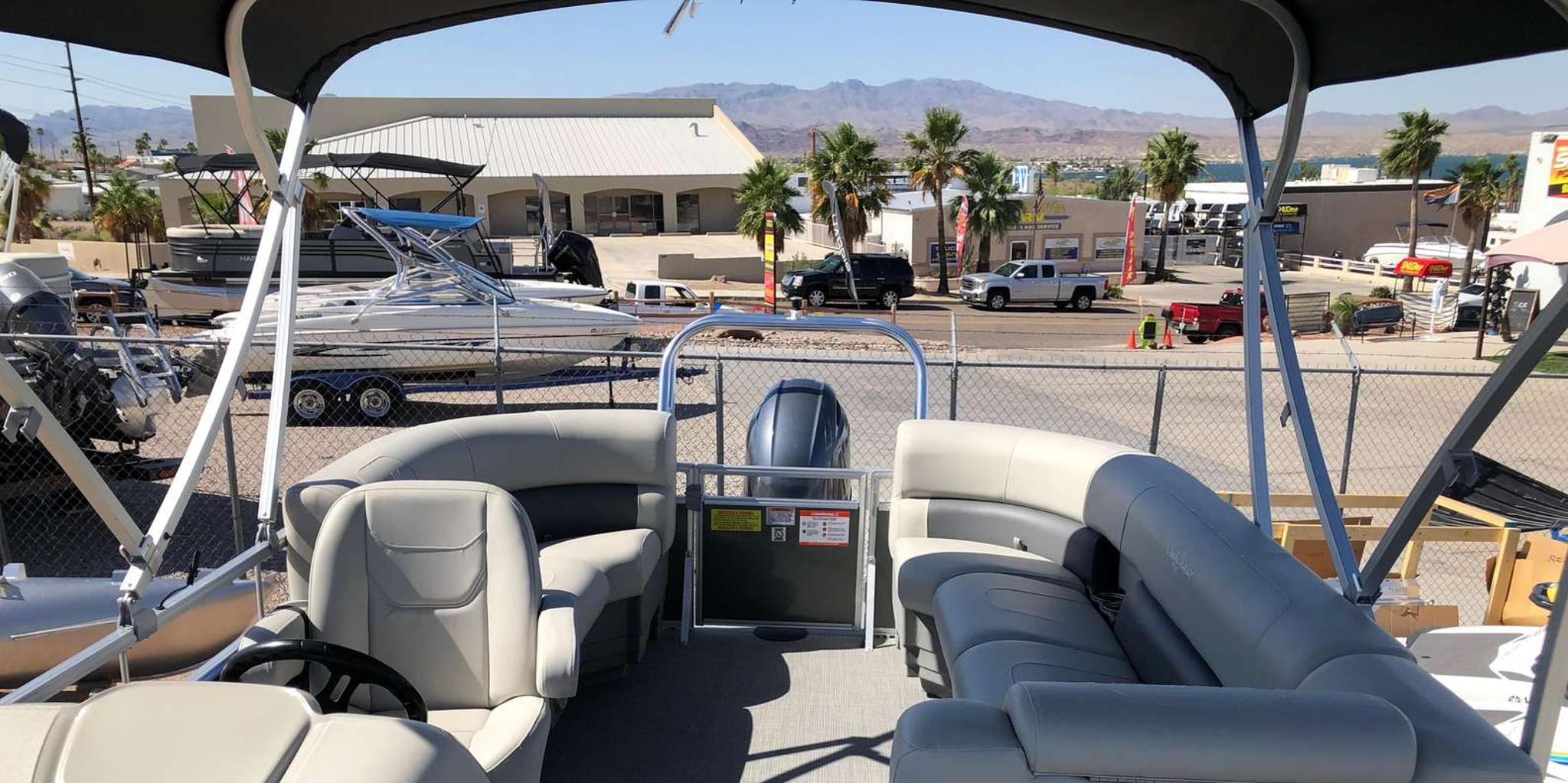 Lake Havasu Pontoon Boat Rental - Image 4