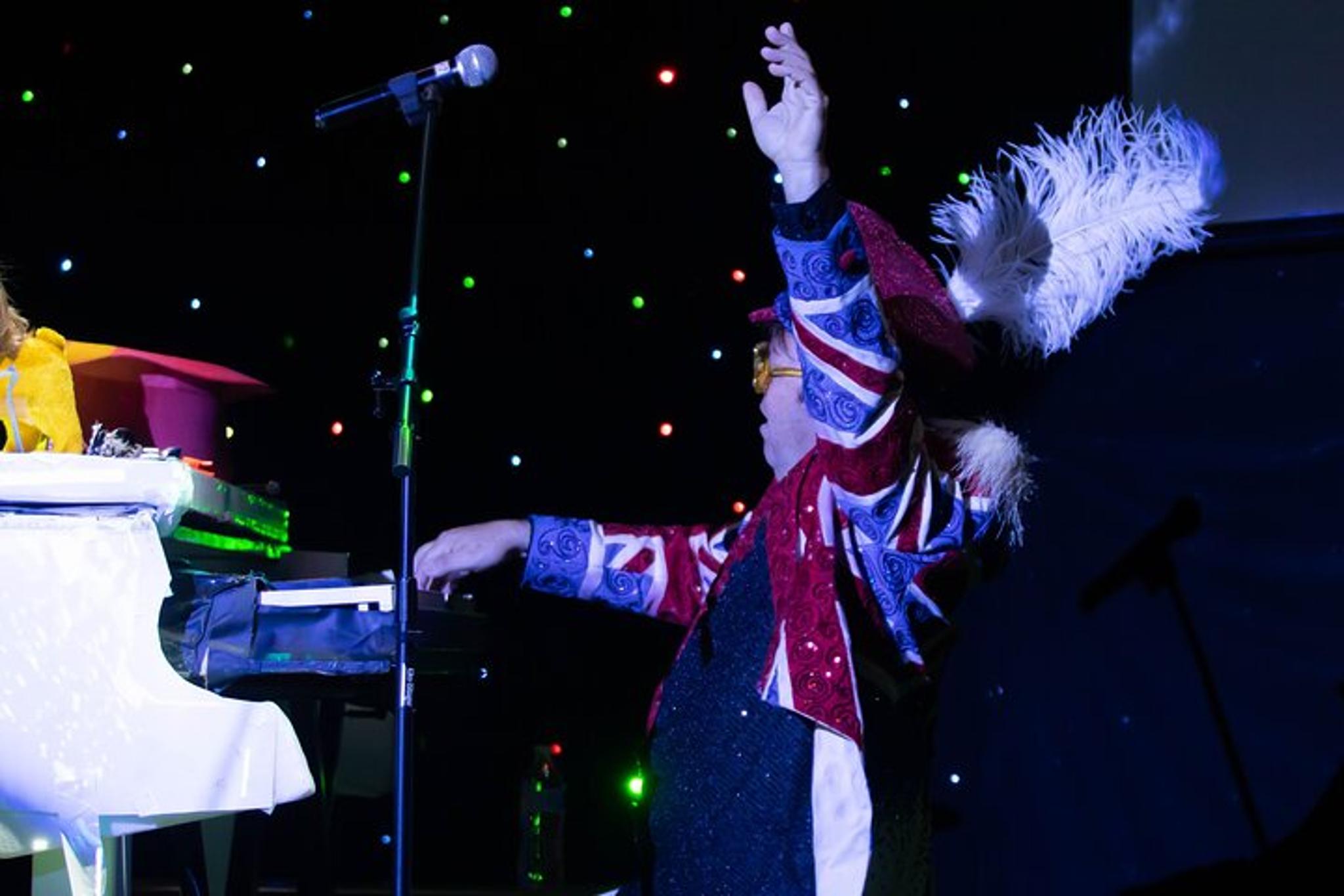 Elton John Tribute Show in Myrtle Beach - Image 4