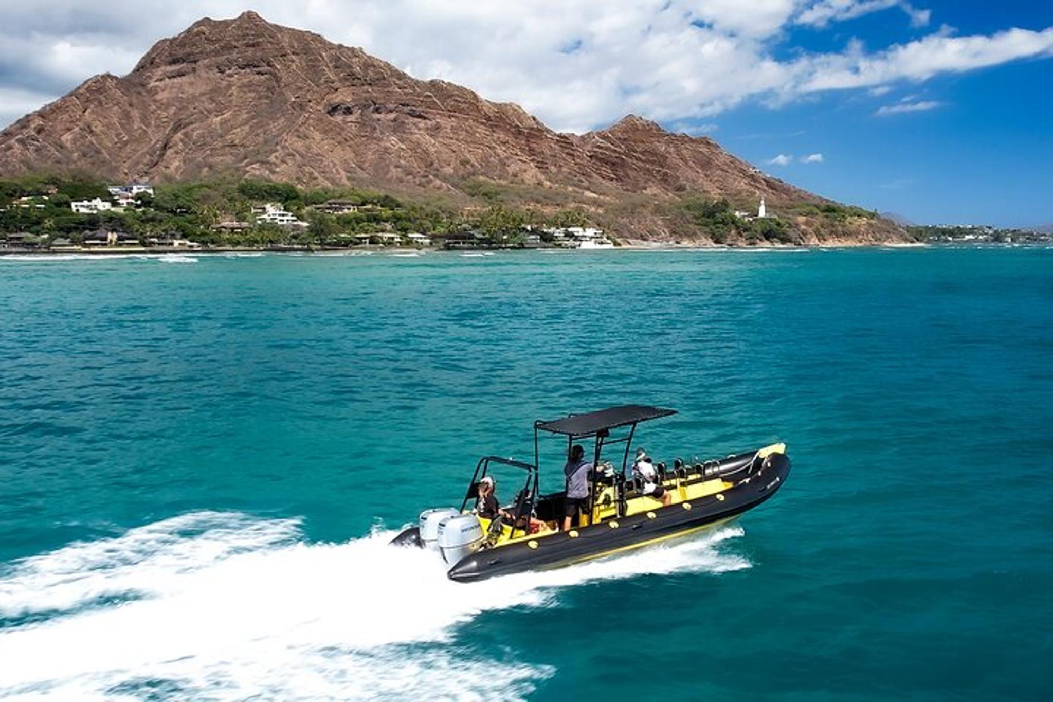 Waikiki Turtle Canyon Snorkel Tour - Image 4