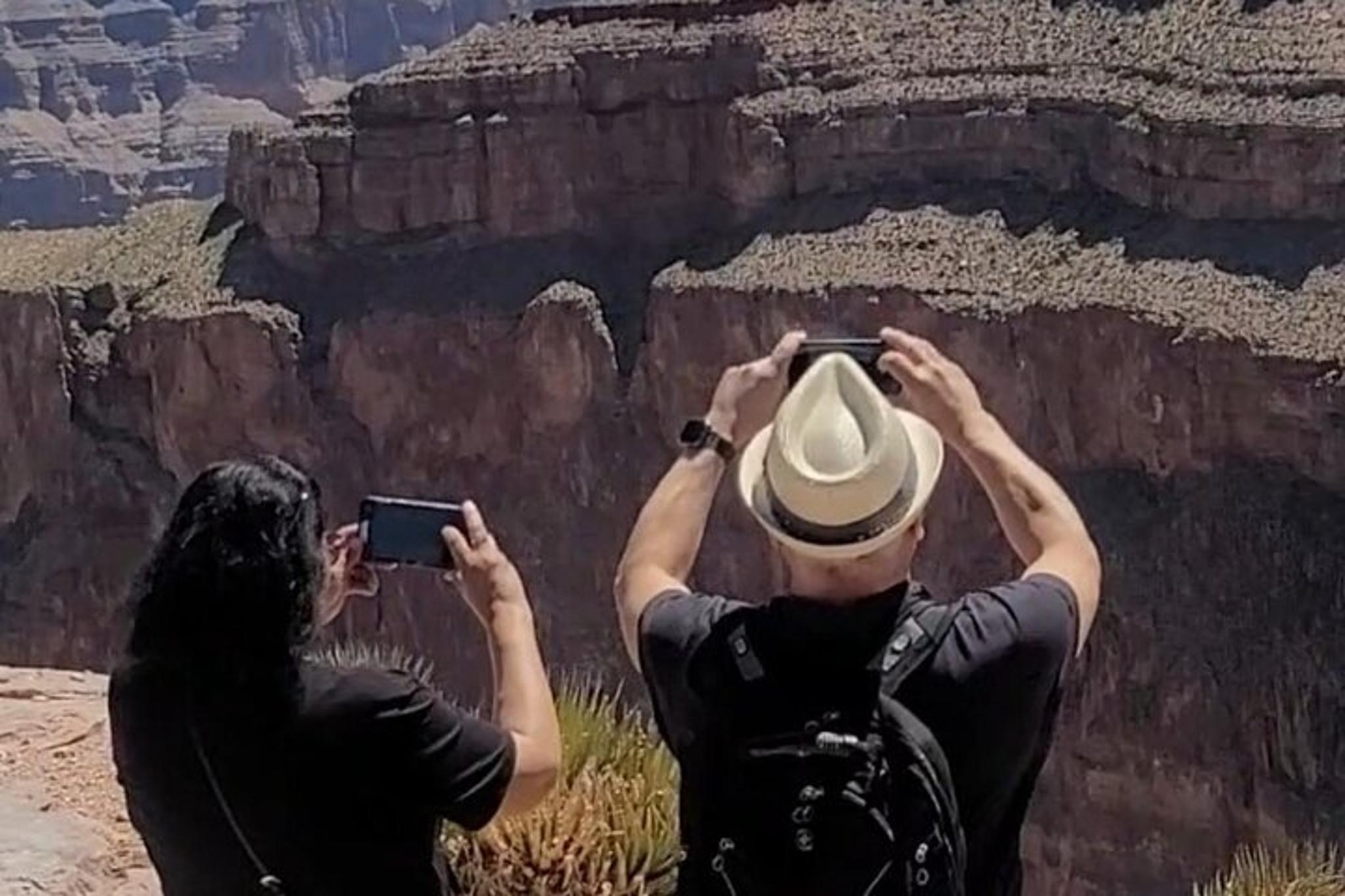 Las Vegas Grand Canyon West Rim SUV Tour - Image 2