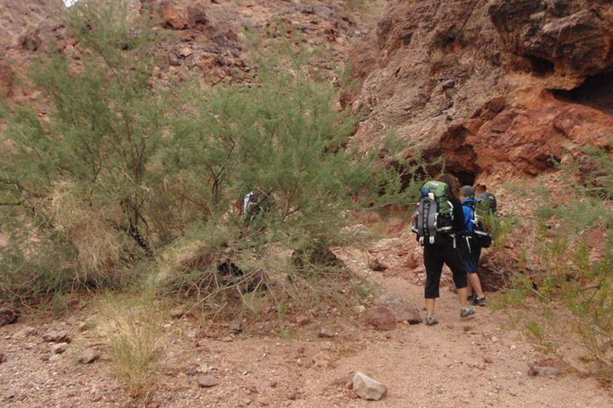 Las Vegas Hiking Adventure in White Rock Canyon - Image 3