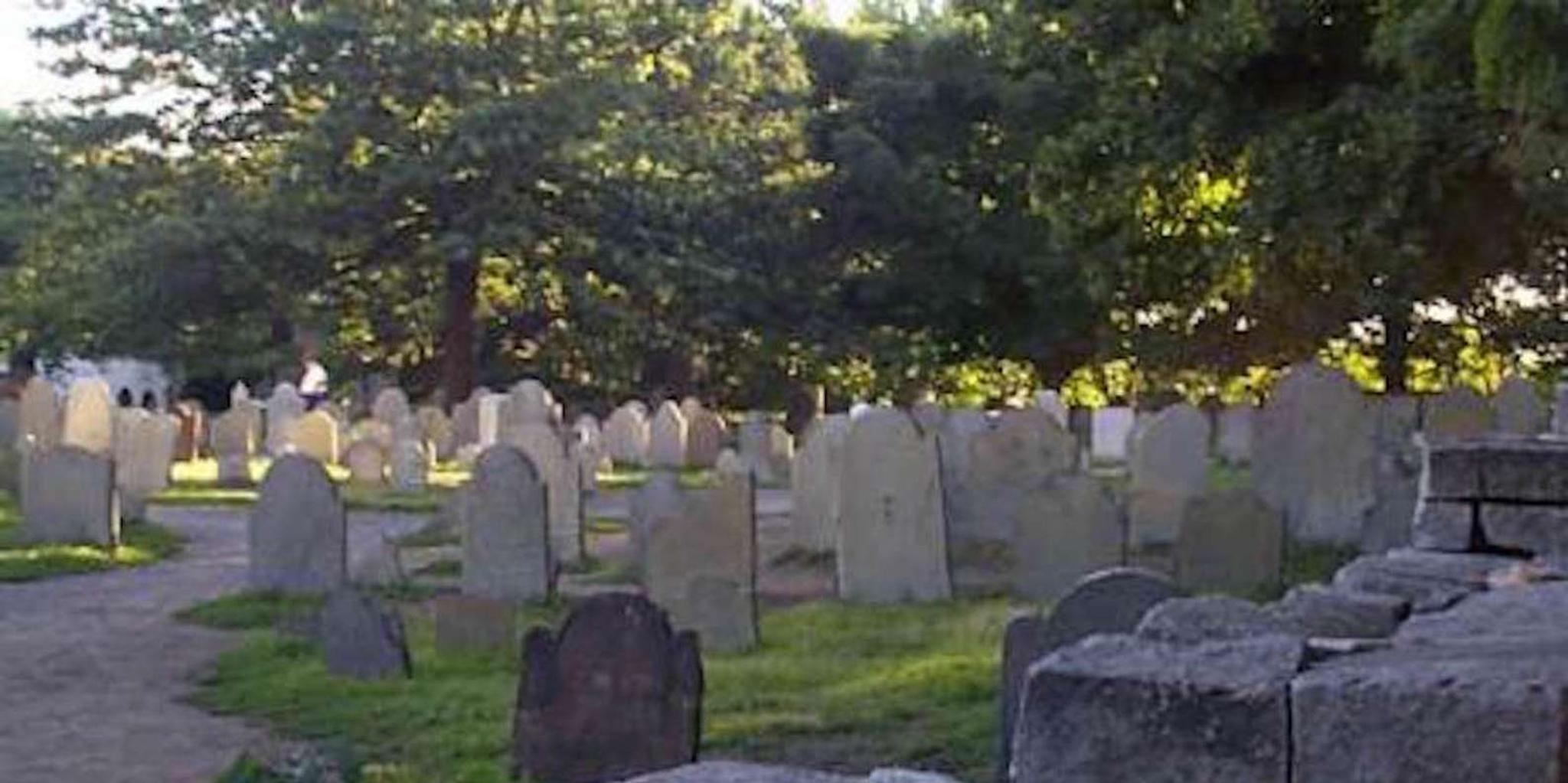 Salem Movie and Witch Trials Walking Tour - Image 4