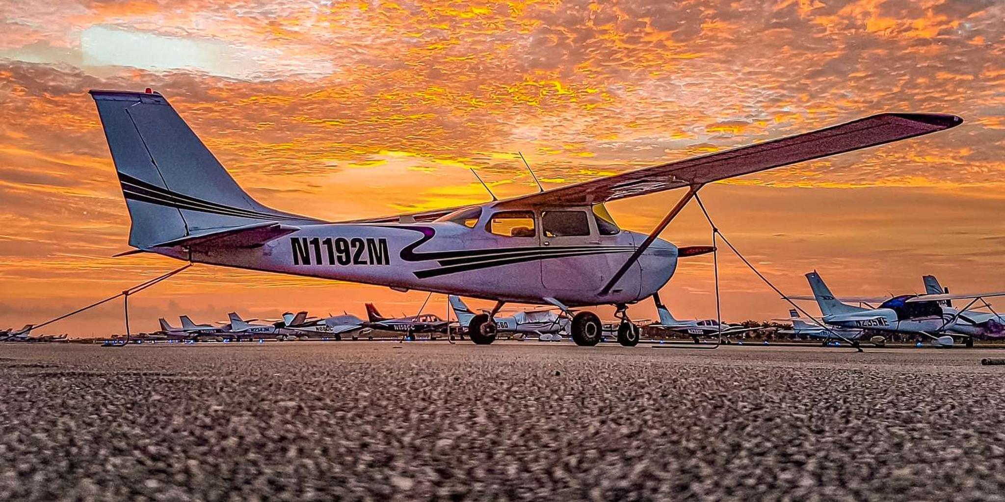 Miami Sunset Flight with Champagne - Image 1