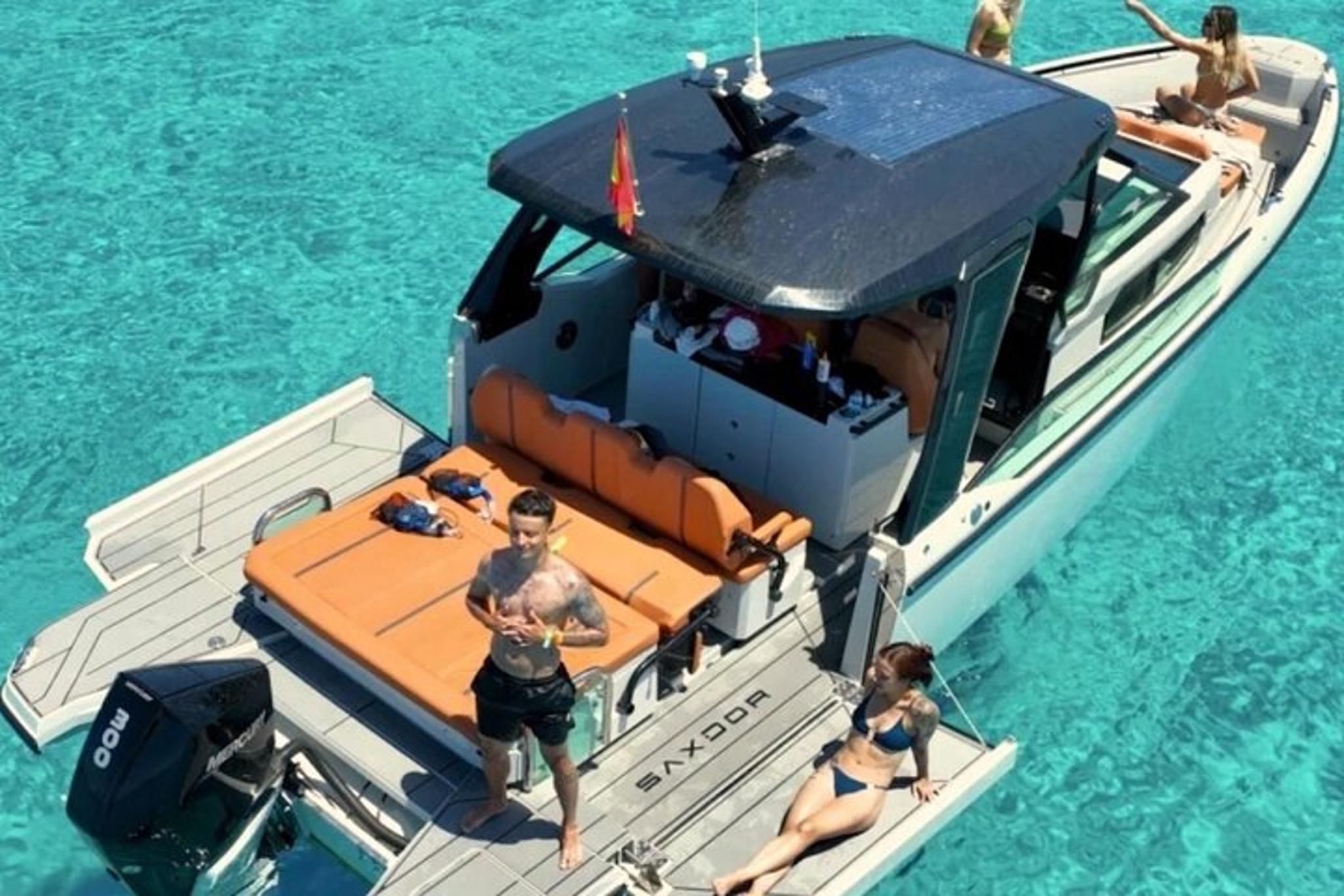 Miami Motor Yacht Party - Image 3