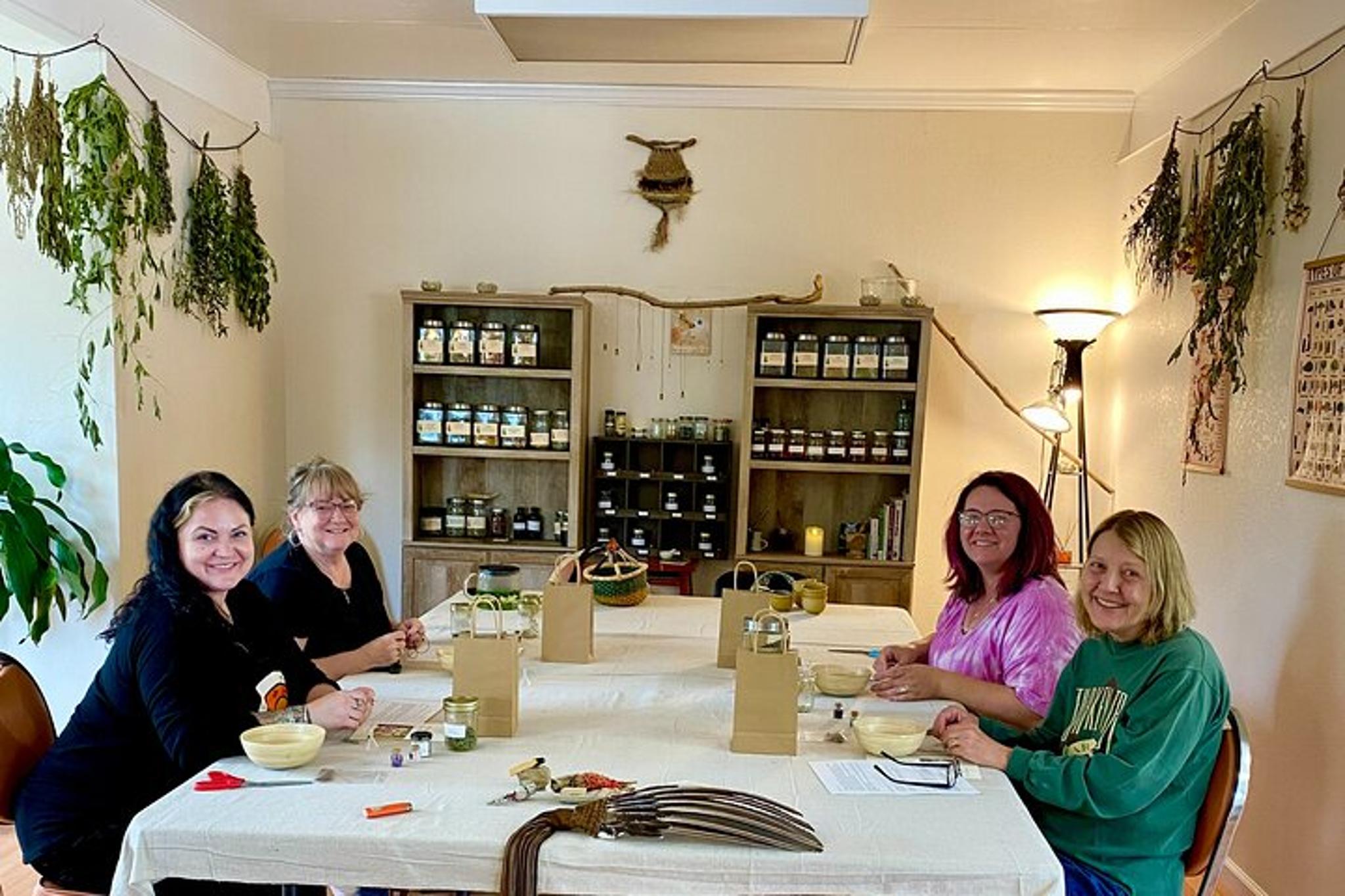 Asheville Smoke Bundle Making Workshop - Image 6