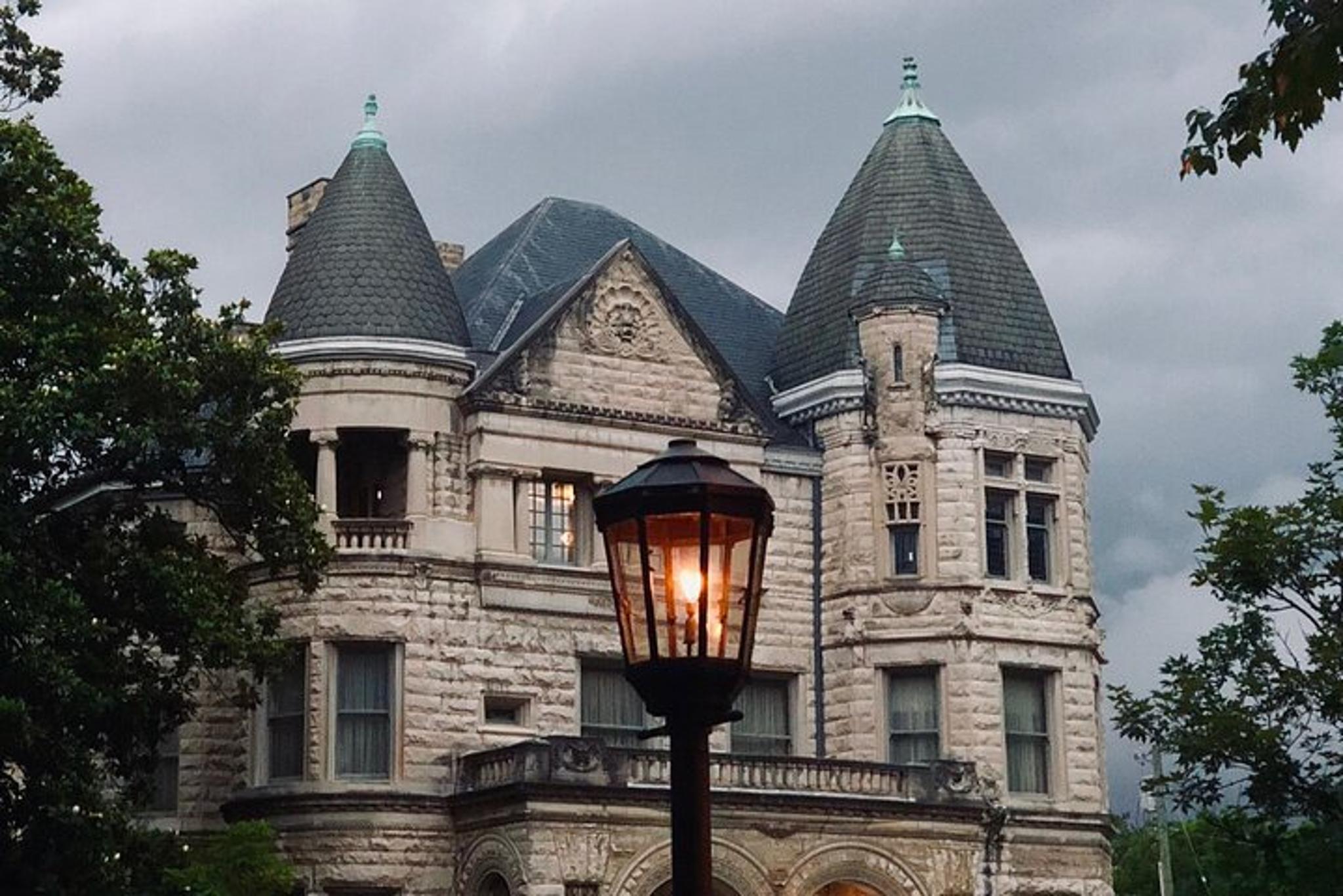 Louisville Ghost Tour at 4th and Ormsby - Image 2