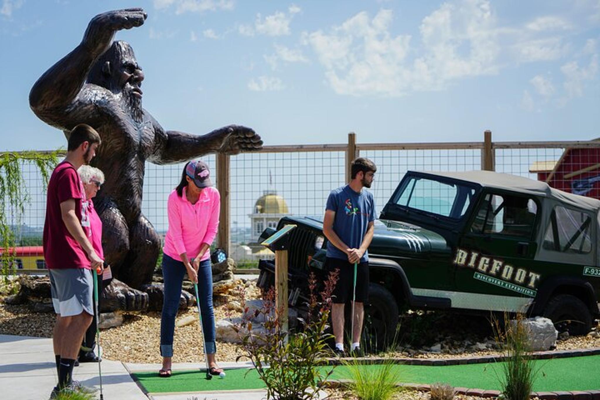 Branson Bigfoot Mini Golf - Image 5
