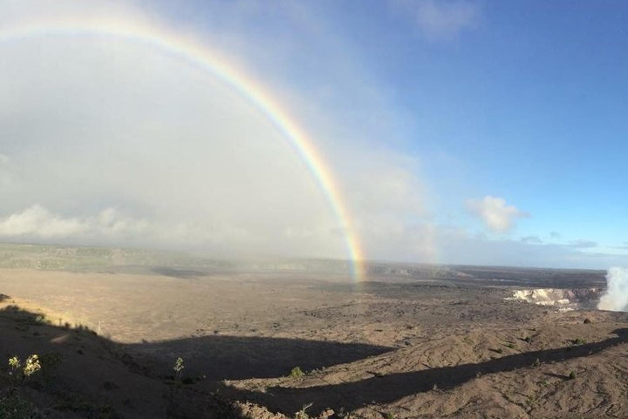 Hawaii Volcano Hiking Adventure - Image 5