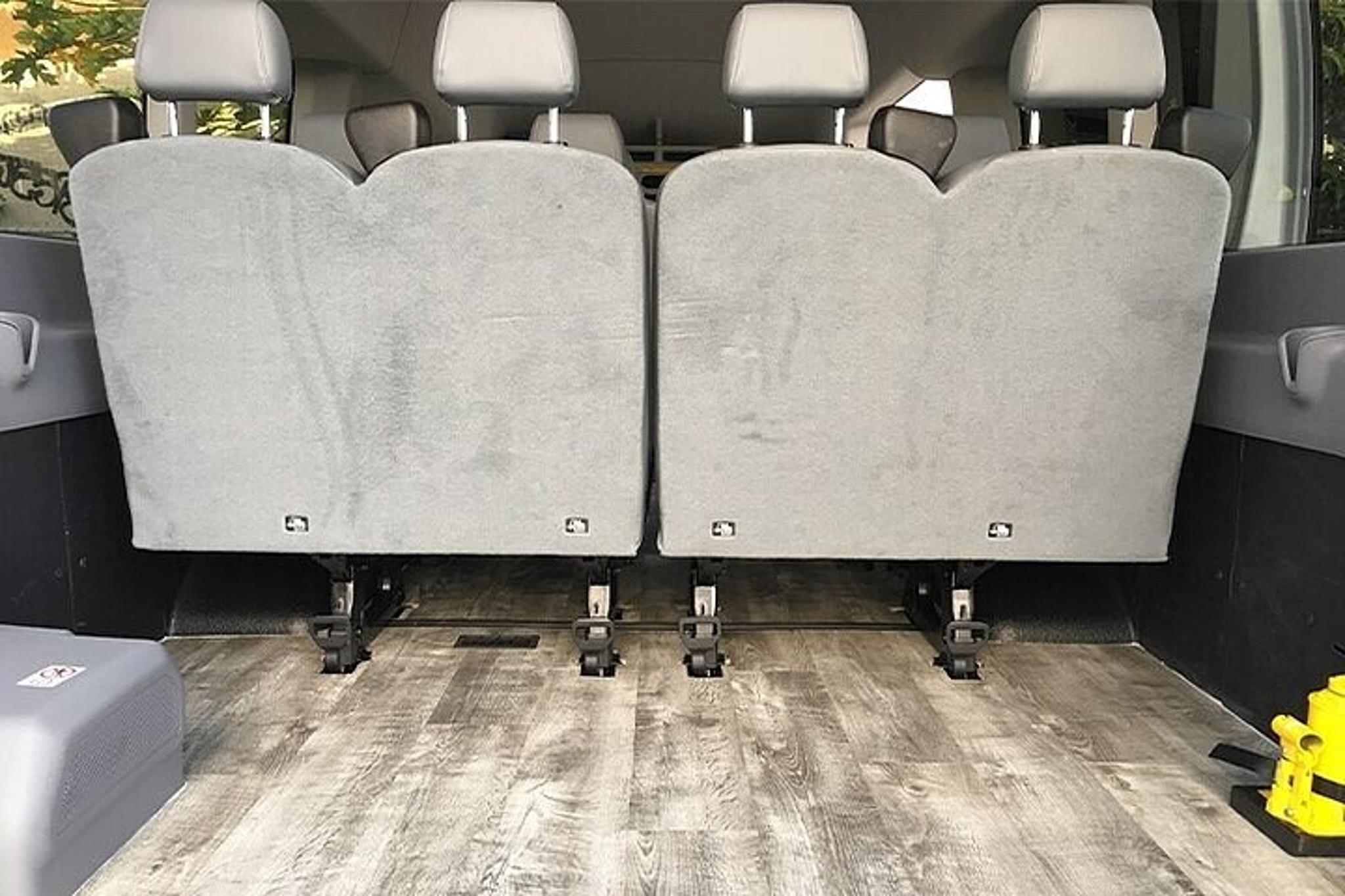 Honolulu Private Airport Transfer by Van - Image 5