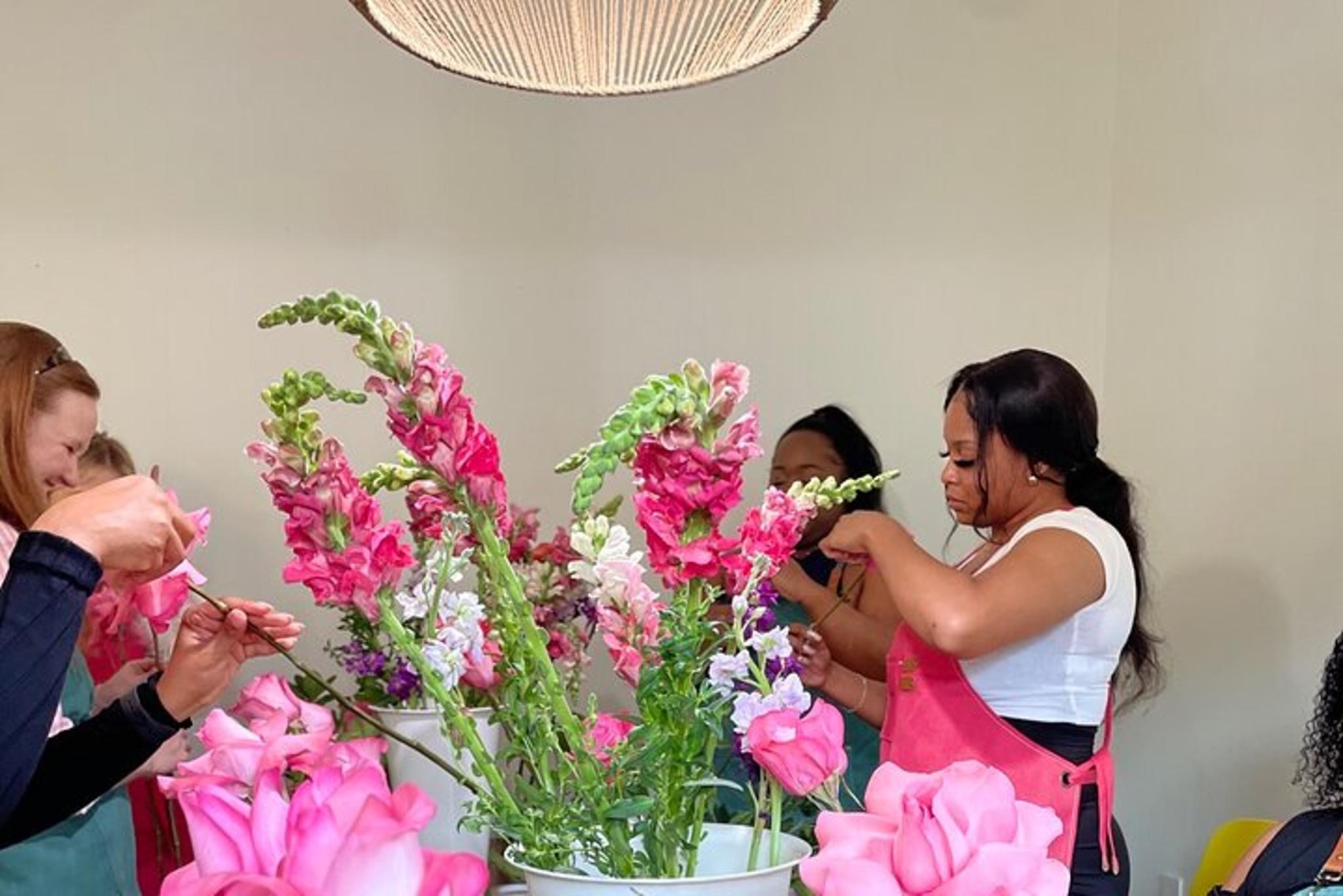 Houston Floral Workshop at Bloom and Gather - Image 3