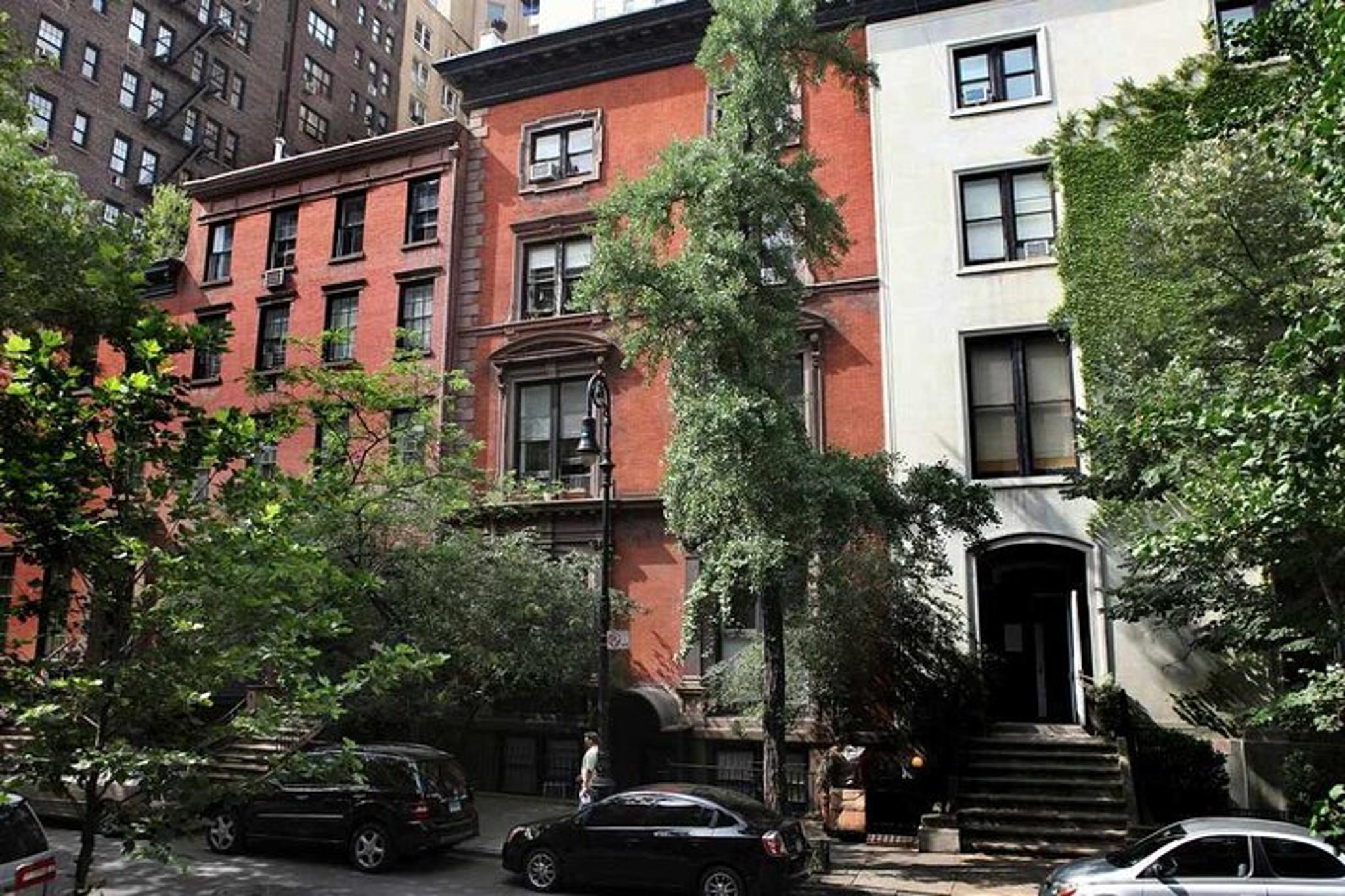New York City Greenwich Village Haunted Walking Tour - Image 5