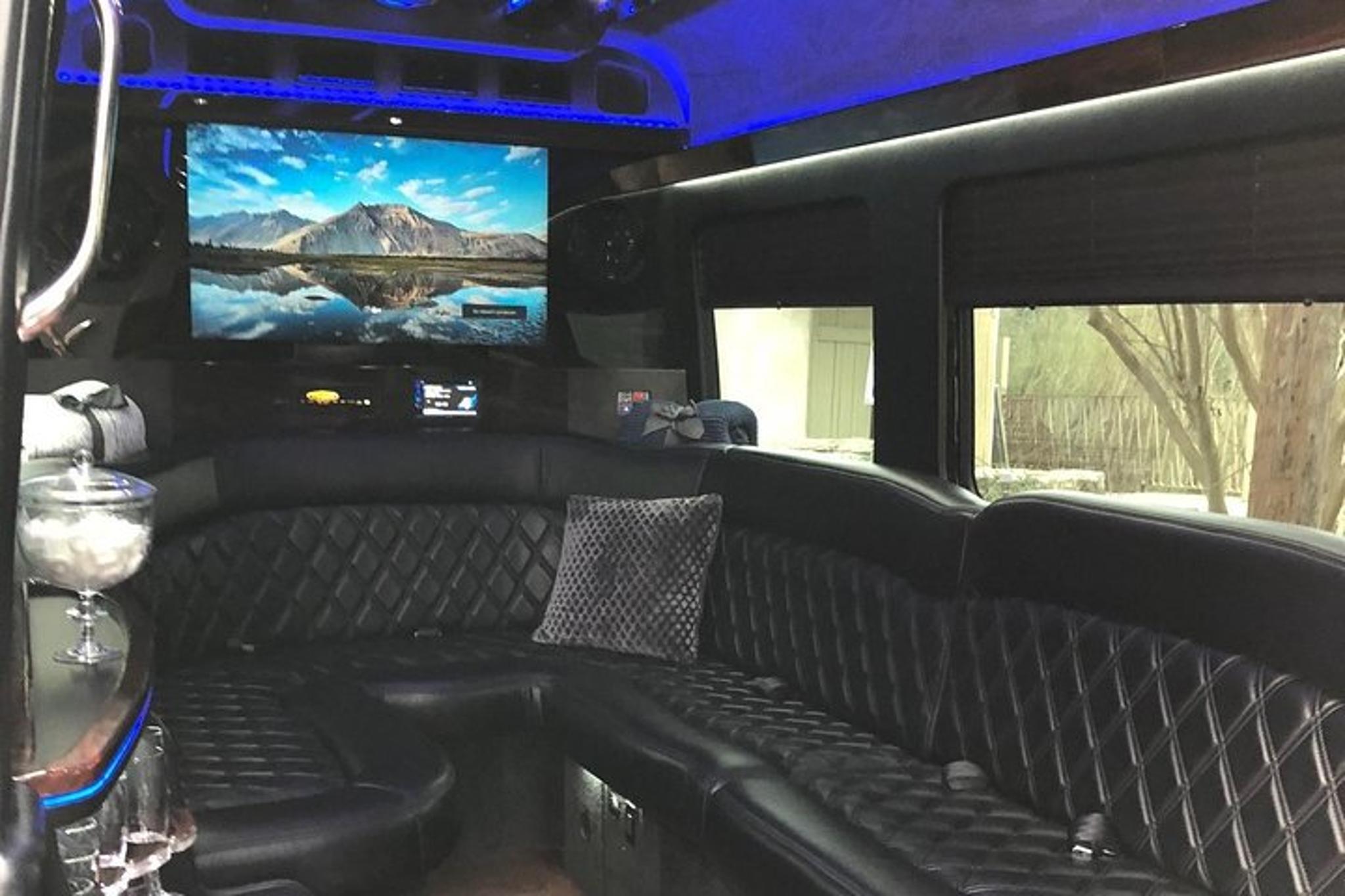 Austin Sprinter Limo Rental - Image 1