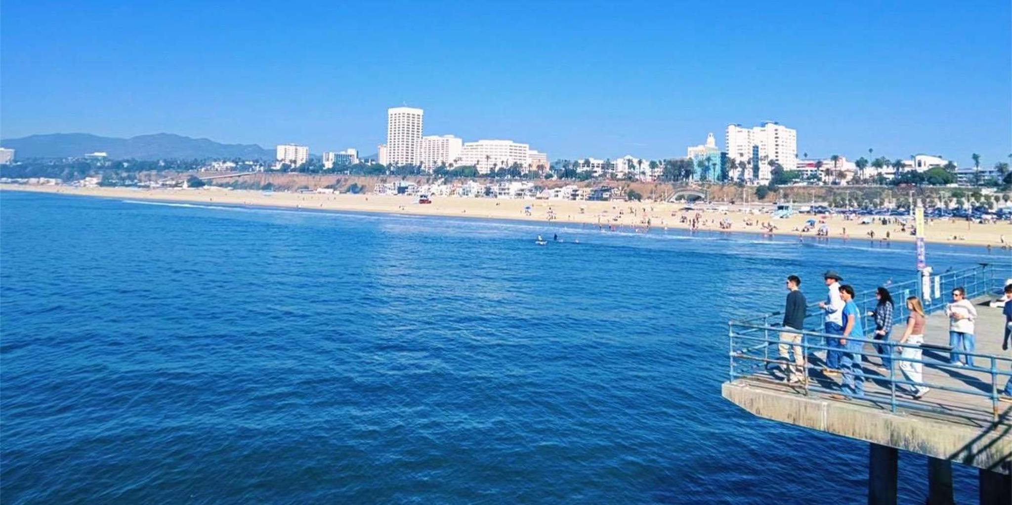 Los Angeles Santa Monica Beach Volleyball 2 hr - Image 5