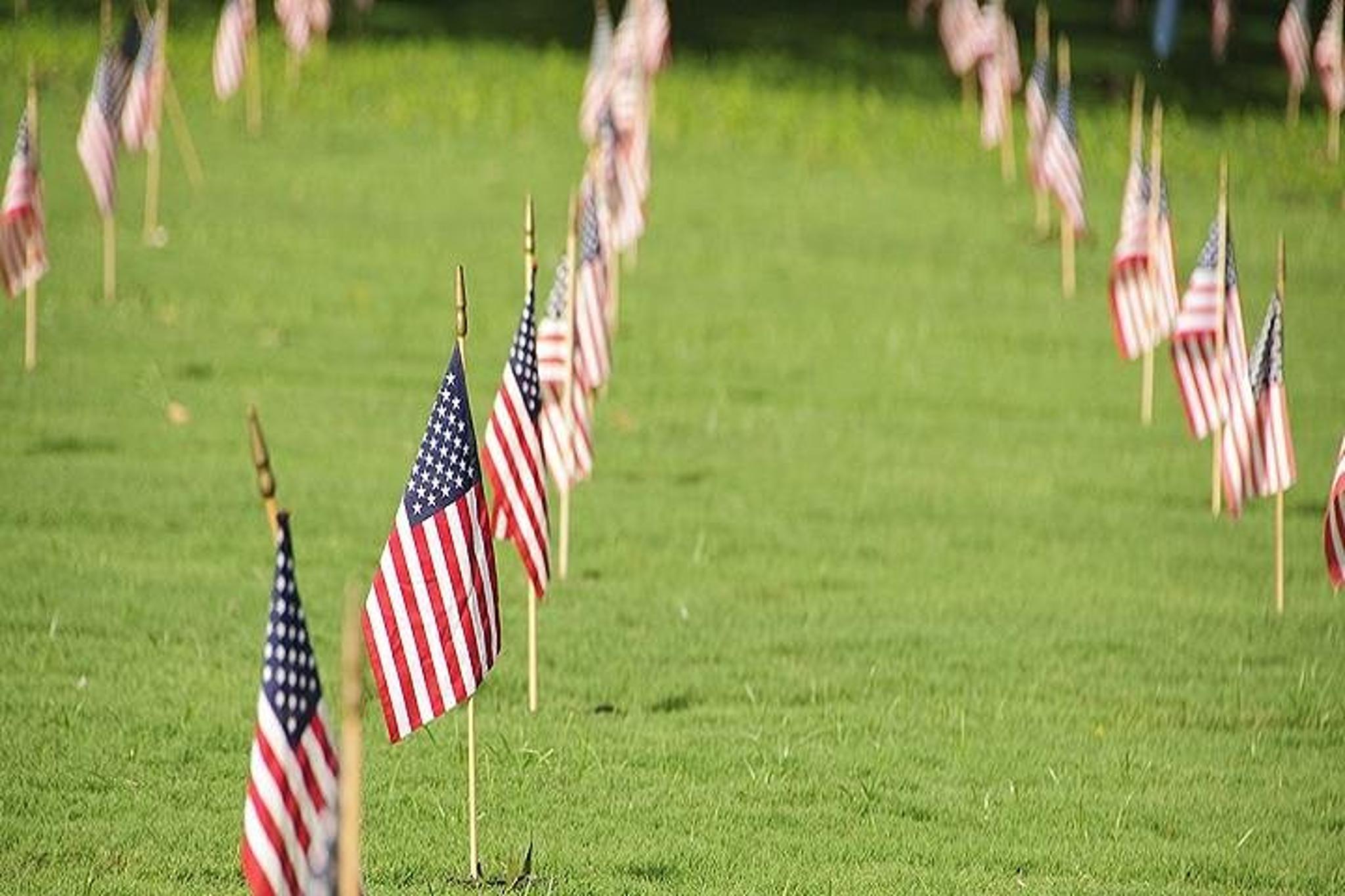 Honolulu City and Pearl Harbor Tour from Maui - Image 4