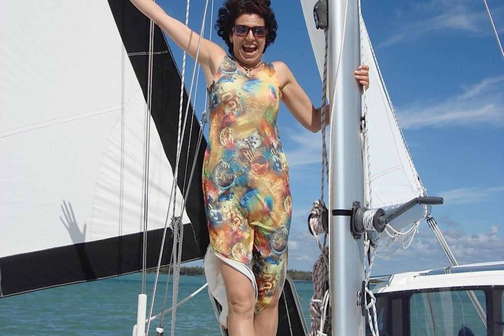 Naples Catamaran Day Sail and Shelling Excursion - Image 3