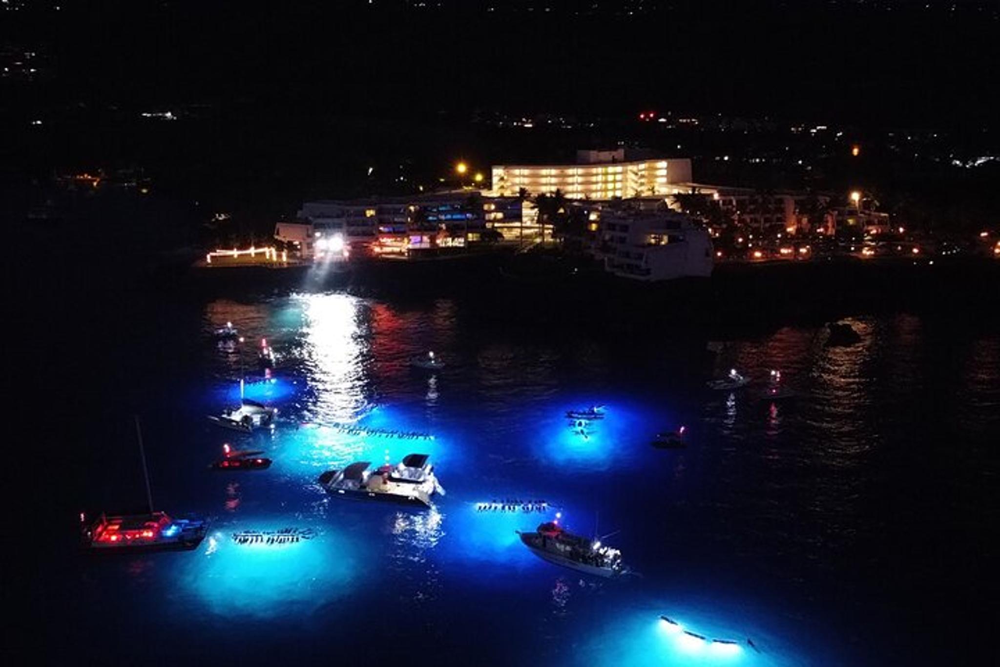 Kailua-Kona Sunset Cruise and Manta Night Snorkeling - Image 3