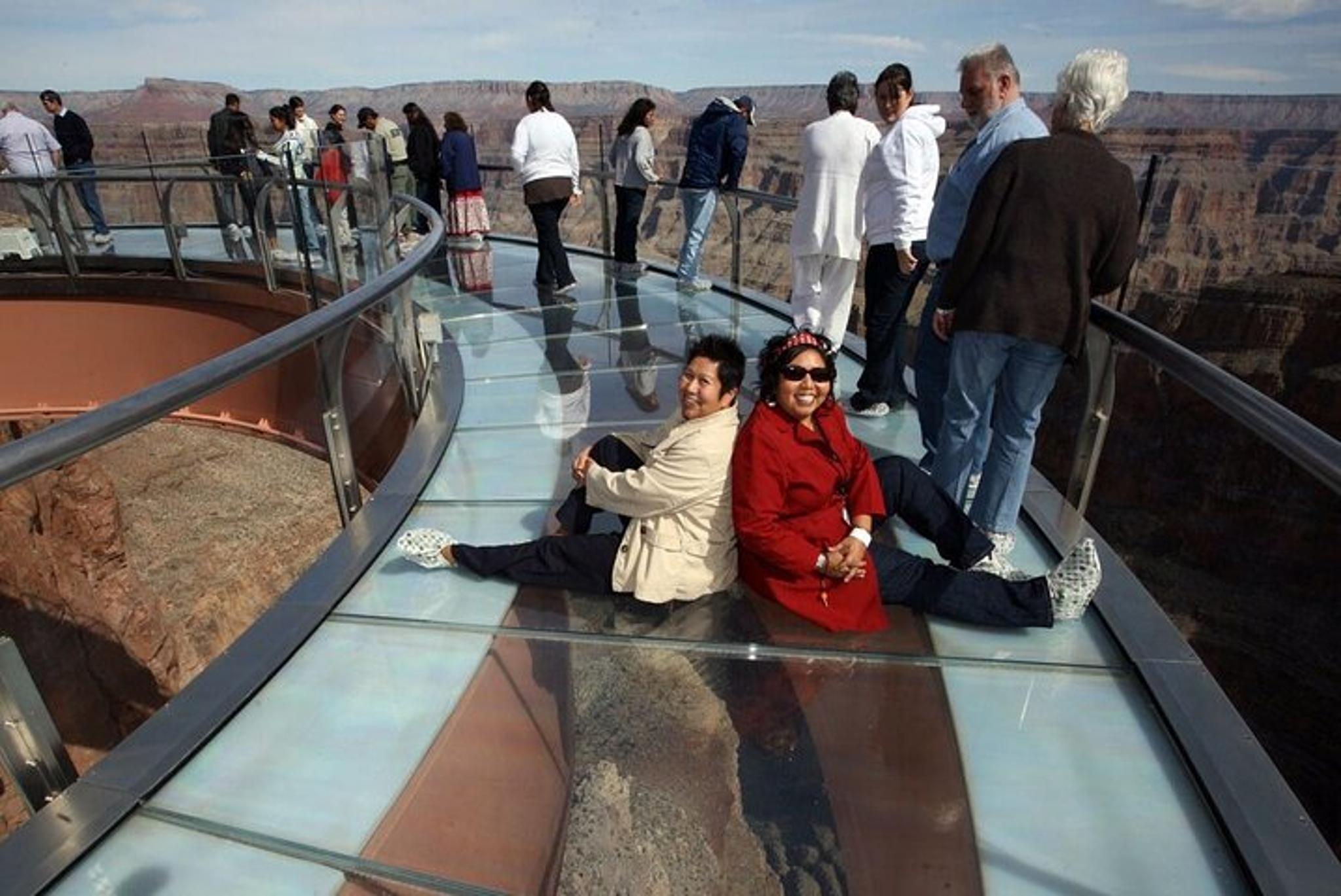 Las Vegas Grand Canyon Skywalk Tour - Image 2