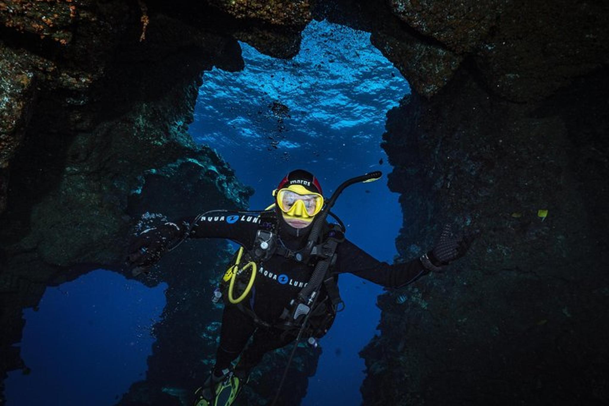 Lanai Cathedral Scuba Dive Via Boat - Image 4