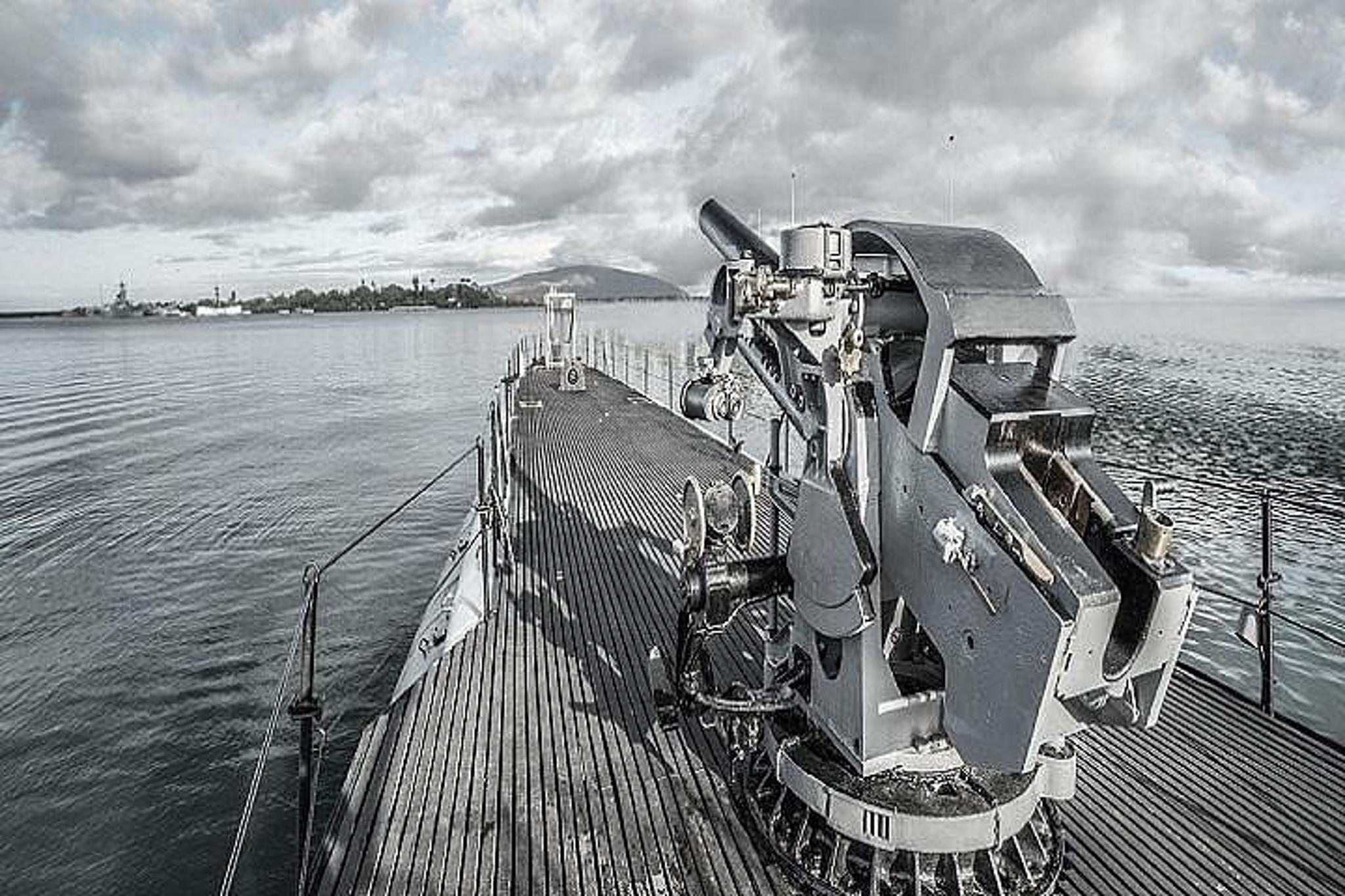 Waikiki WWII Battleships Tour at Pearl Harbor - Image 1