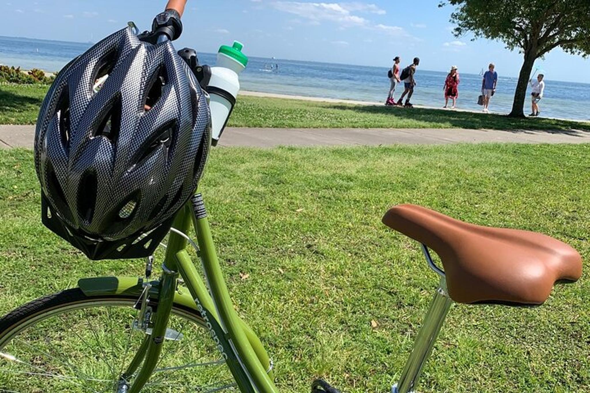 St. Petersburg Biking Tour - Image 4