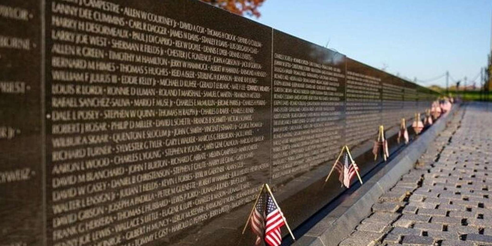 Washington, D.C. Monuments and Memorials Tour - Image 4
