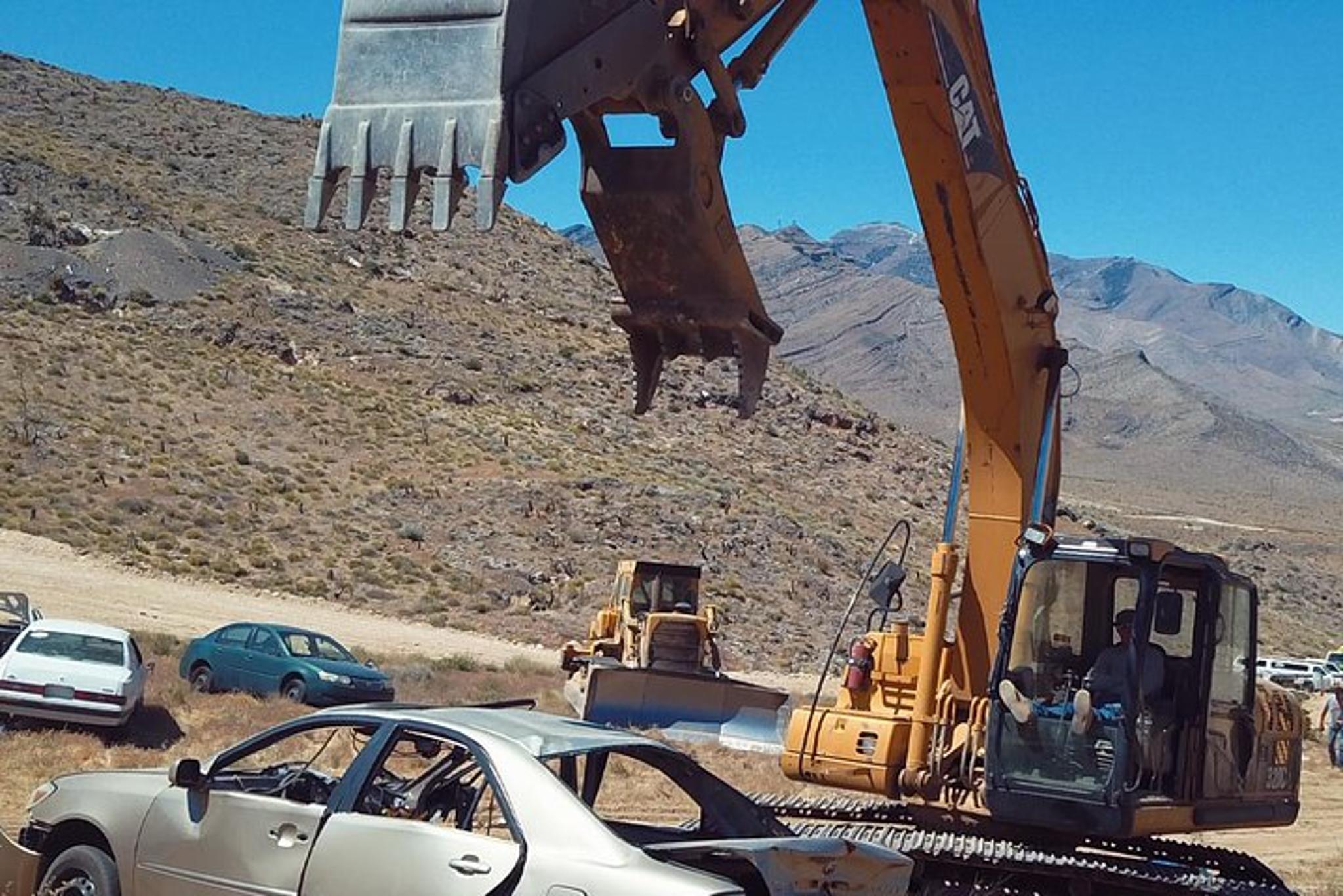 Las Vegas Excavator Experience at Adrenaline Mountain - Image 3