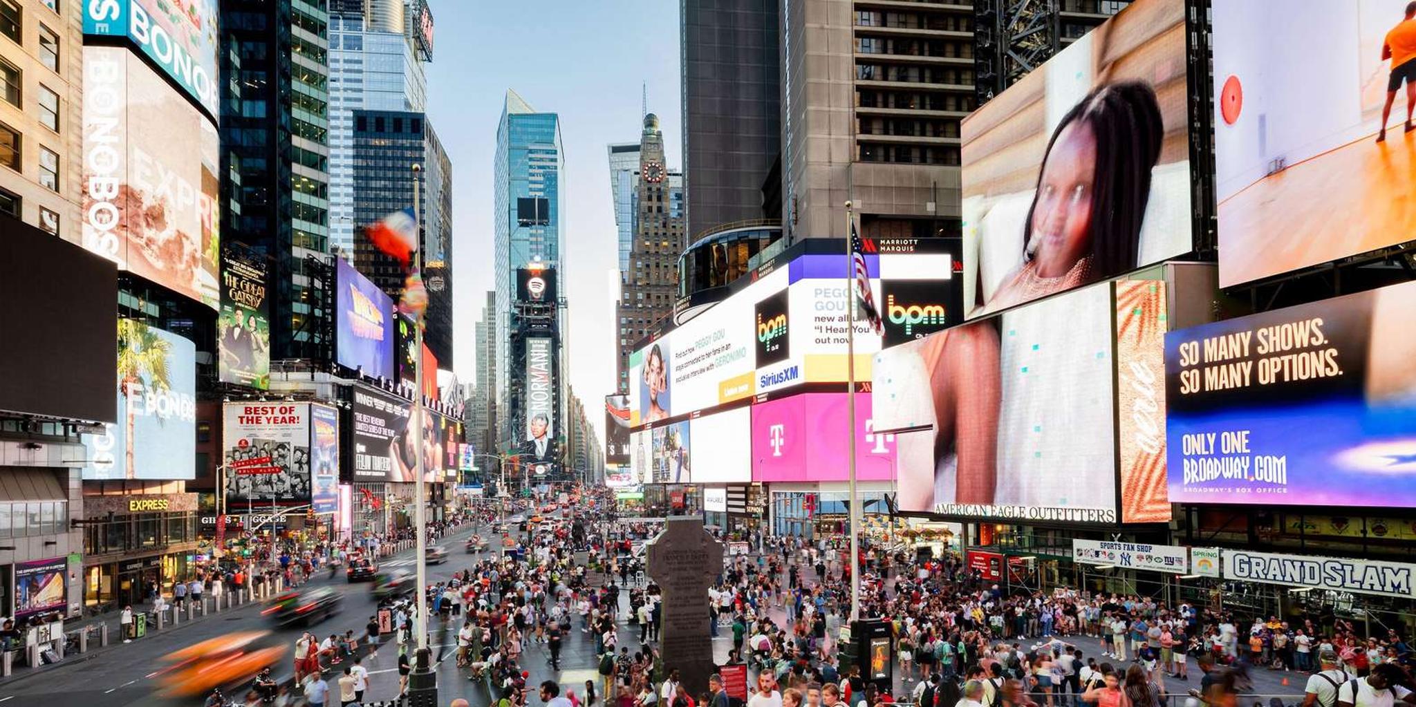 New York City Highlights Sightseeing Tour - Image 1