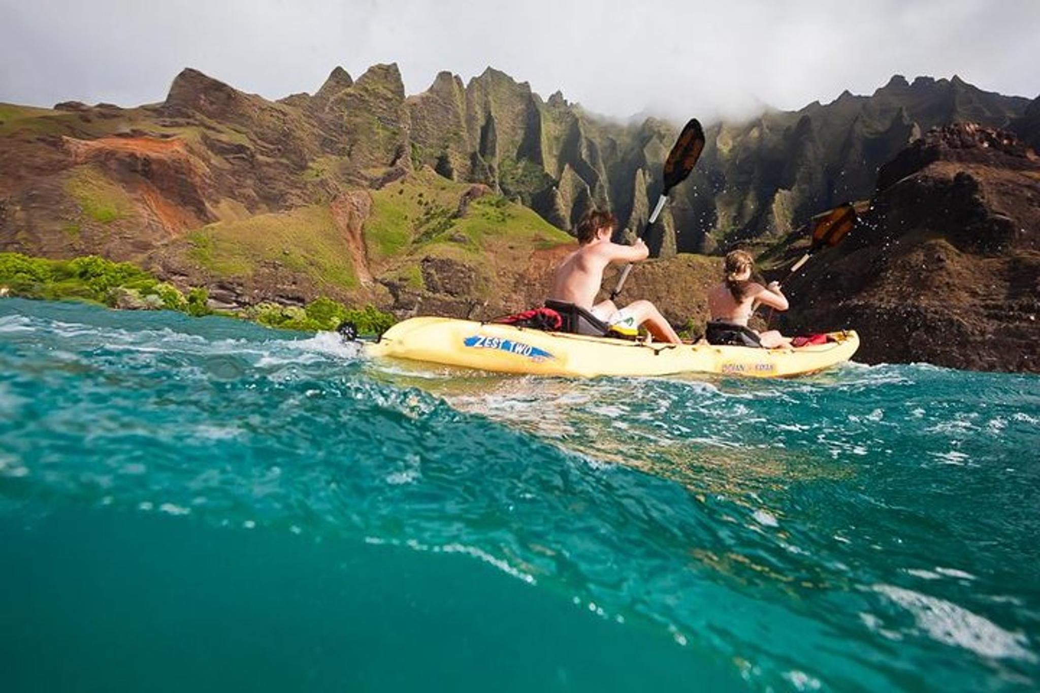 Kauai Na Pali Coast Sea Kayaking Adventure - Image 3