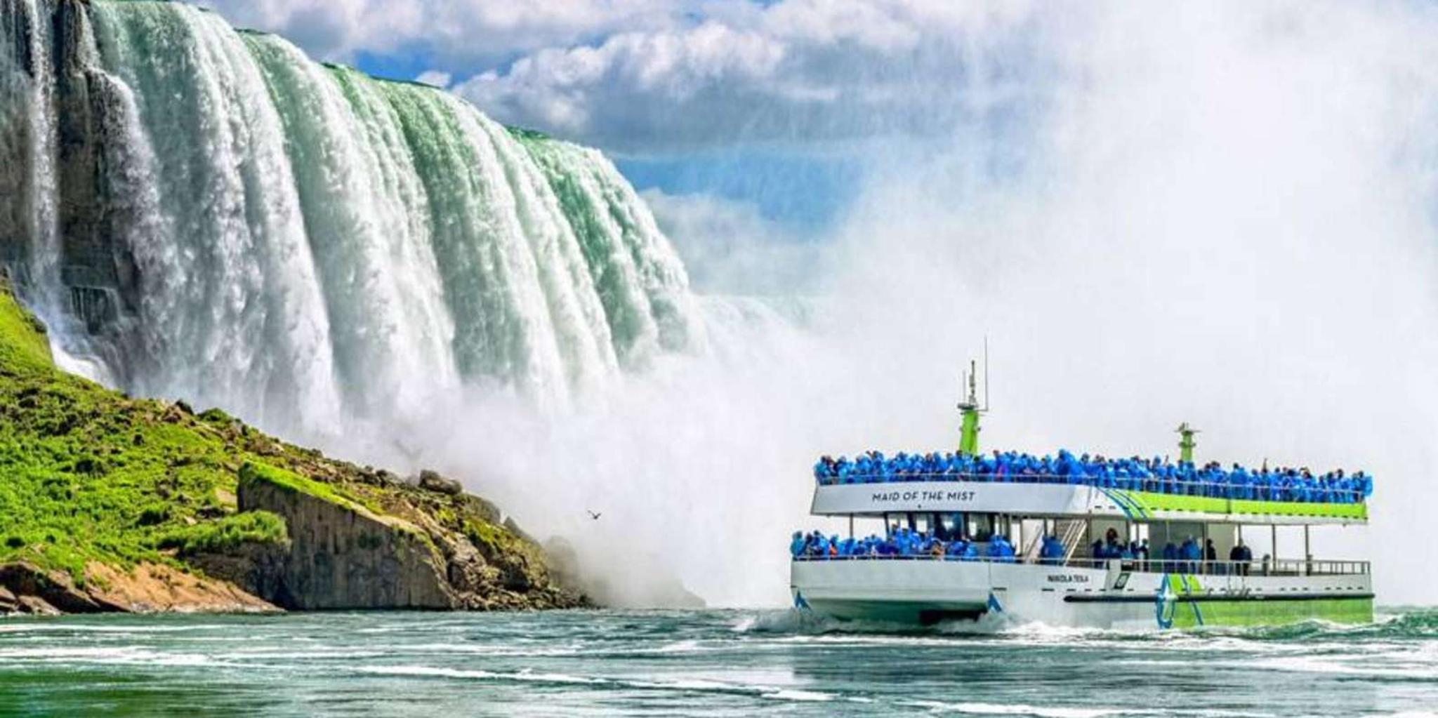 Niagara Falls Maid of the Mist and Cave of the Winds Tour - Image 1
