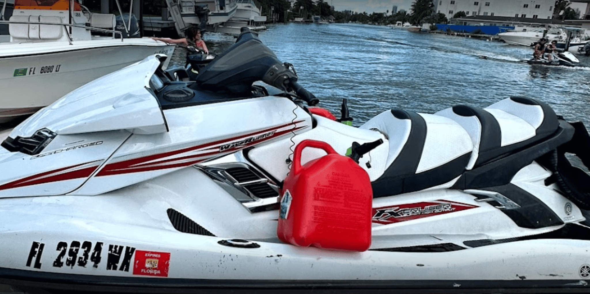 Miami Beach Jet Ski and Yacht Rental 1 hr - Image 3