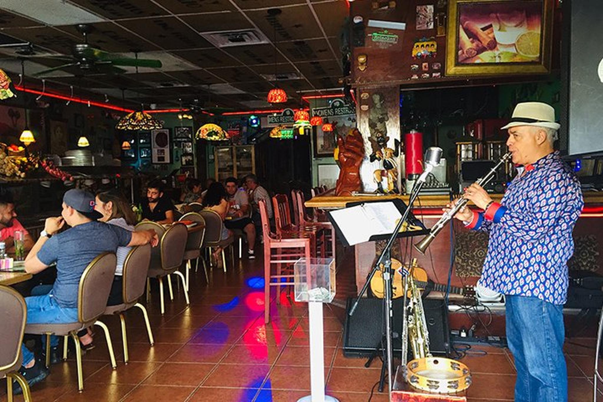 Miami Little Havana Private Tour 1.5 hr - Image 4