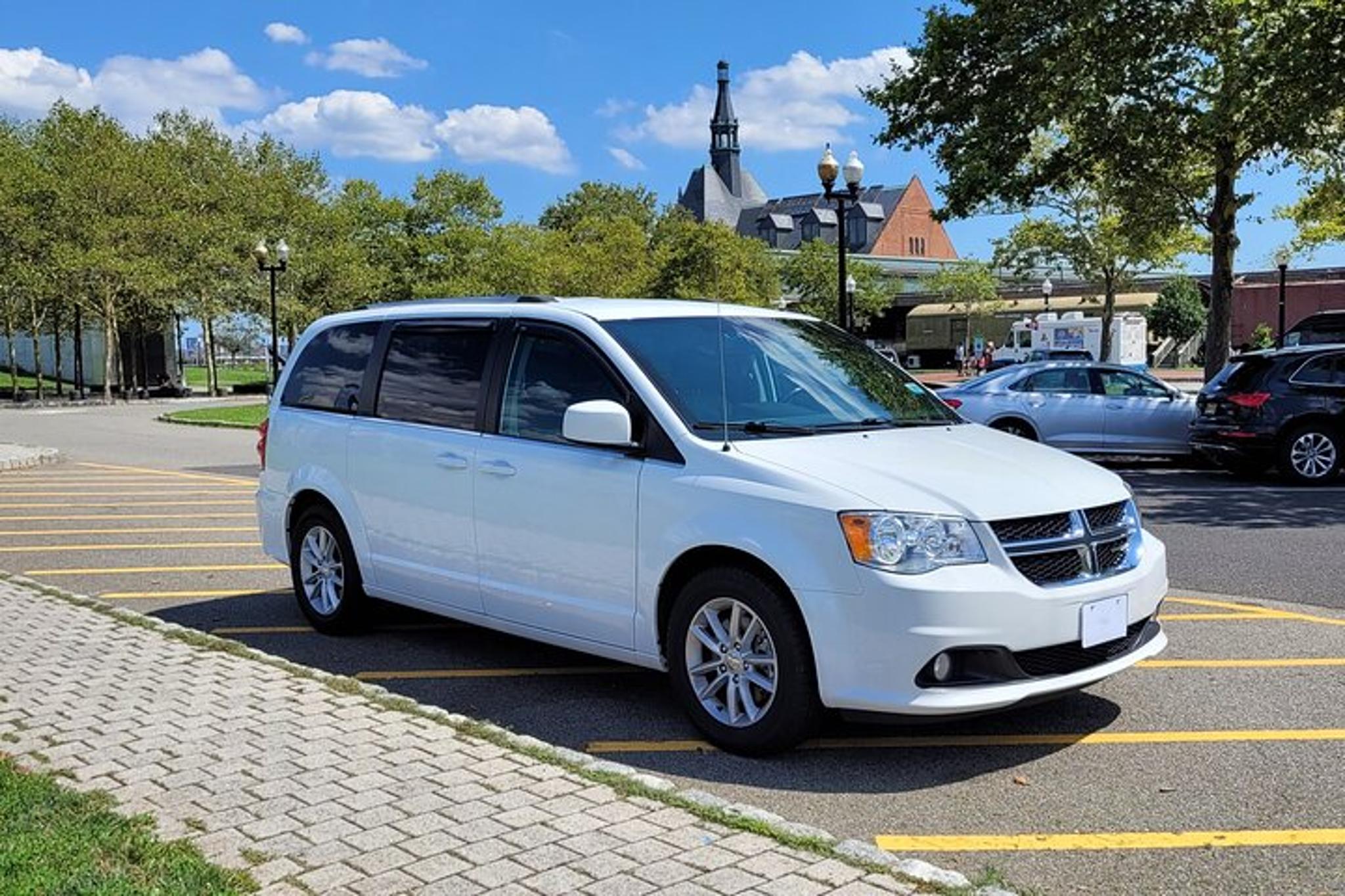 New York City Airport Mini Van Transport - Image 2