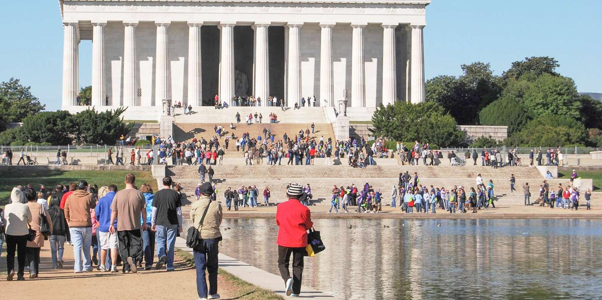 Washington DC City Tour with Seasonal River Cruise - Image 2