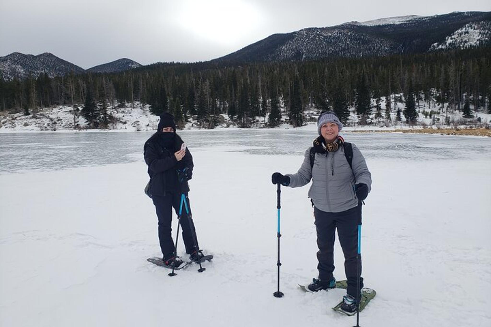 Rocky Mountain National Park Snowshoeing for Beginners - Image 3