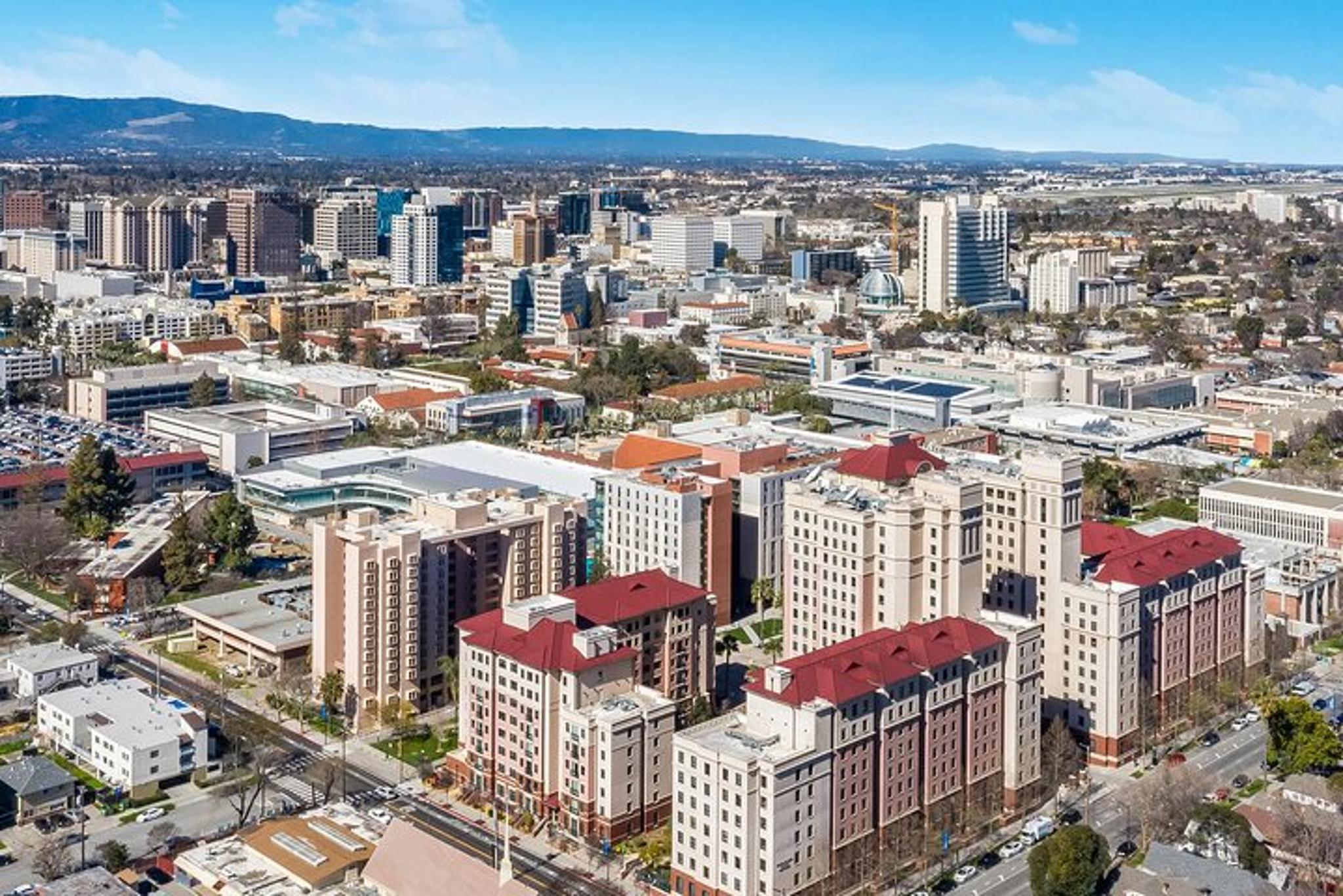 San Jose College Self-Guided Tour - Image 2