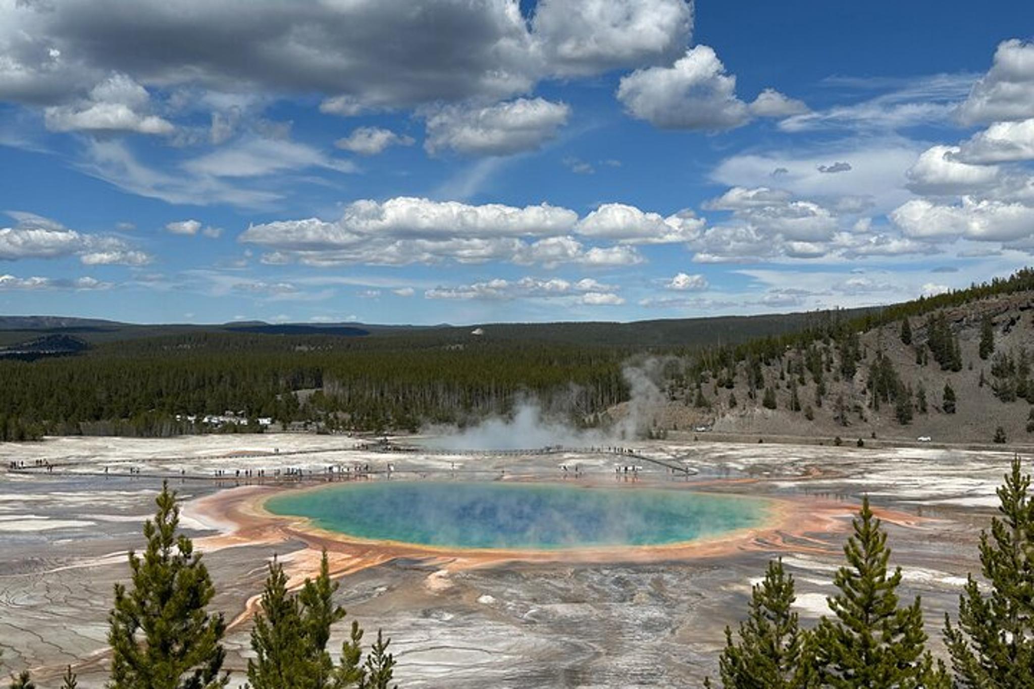 Bozeman Yellowstone Day Tour - Image 4