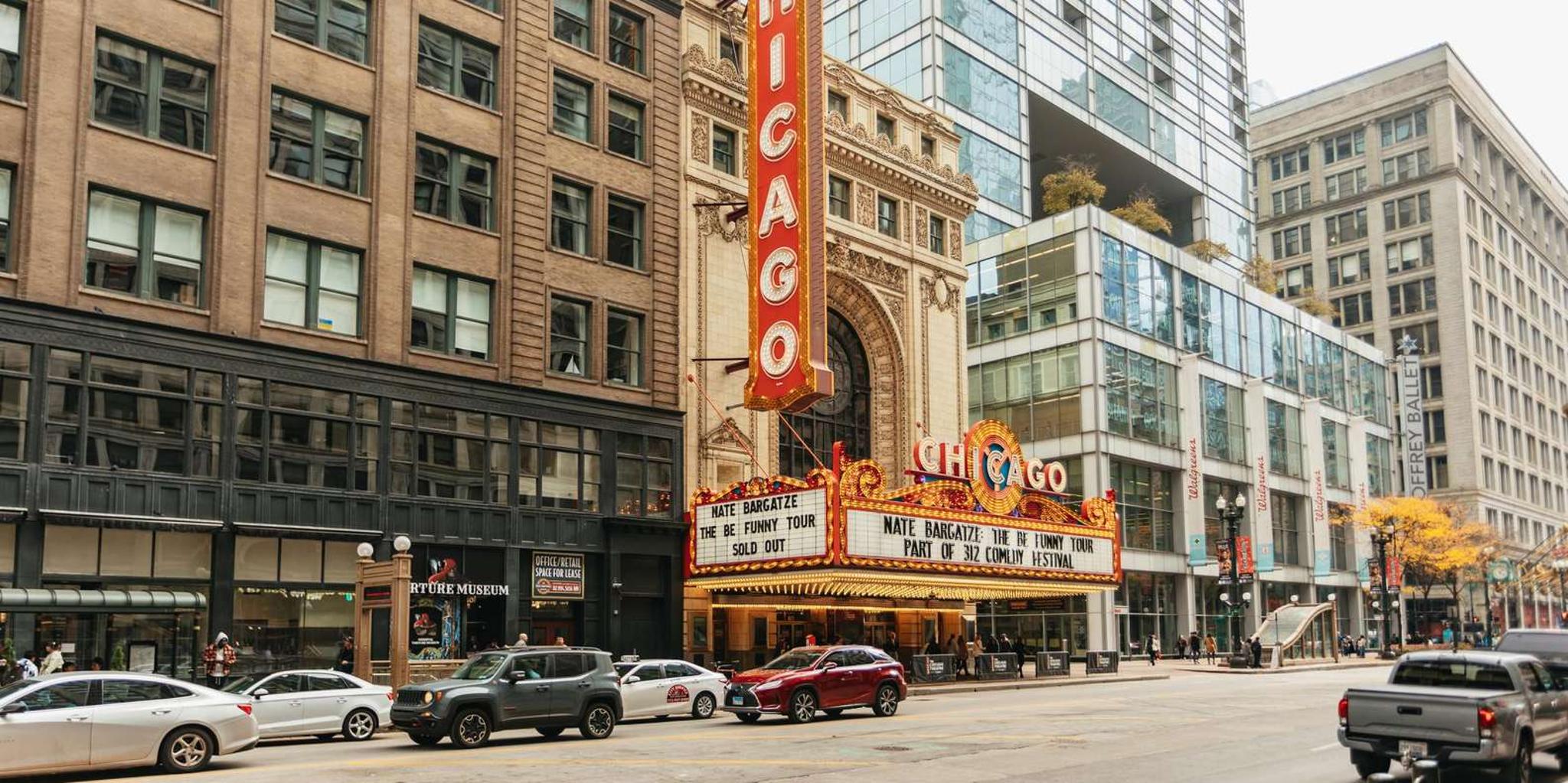 Chicago Gangsters and Ghosts Walking Tour 2 hr - Image 3