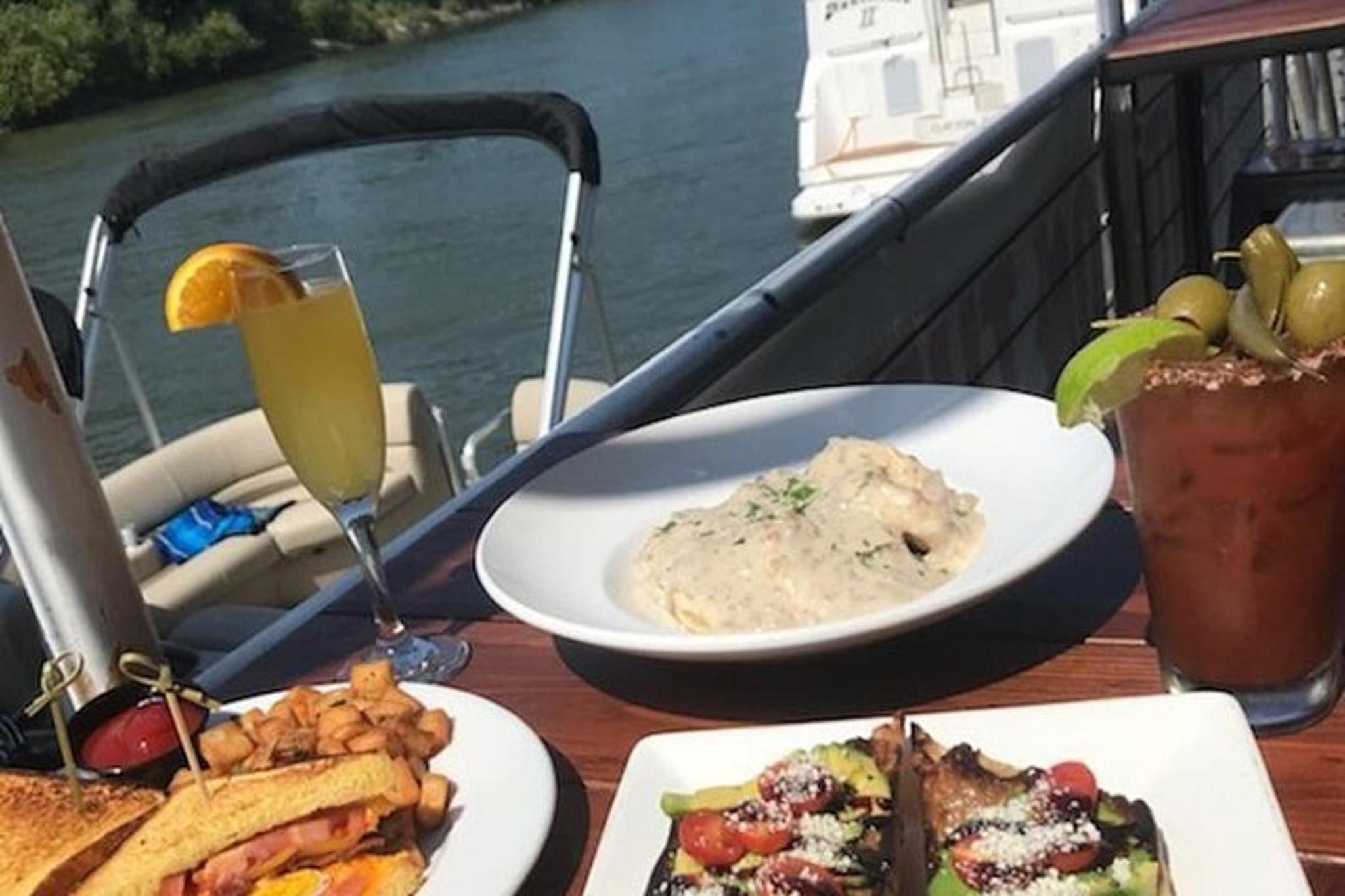 Sacramento Private Brunch Cruise - Image 4