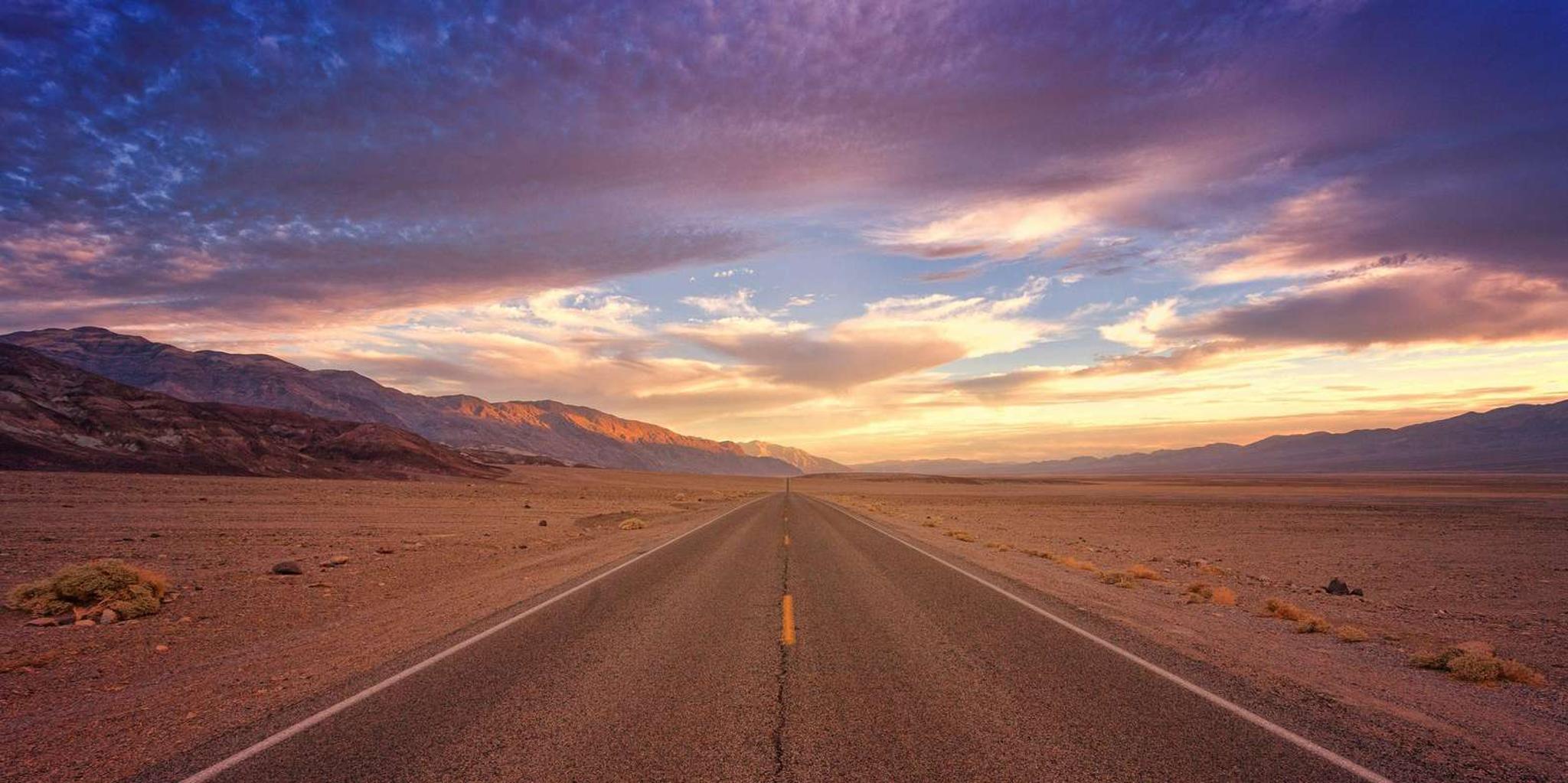 Las Vegas Death Valley Private Day Tour - Image 1