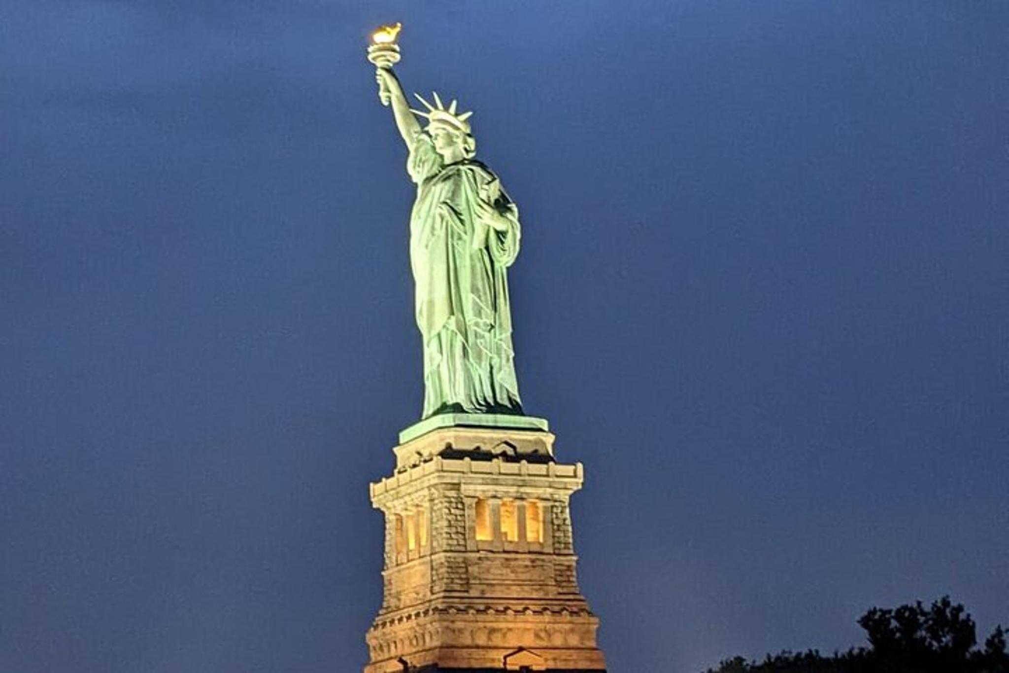 New York City Sunset Sail - Image 3