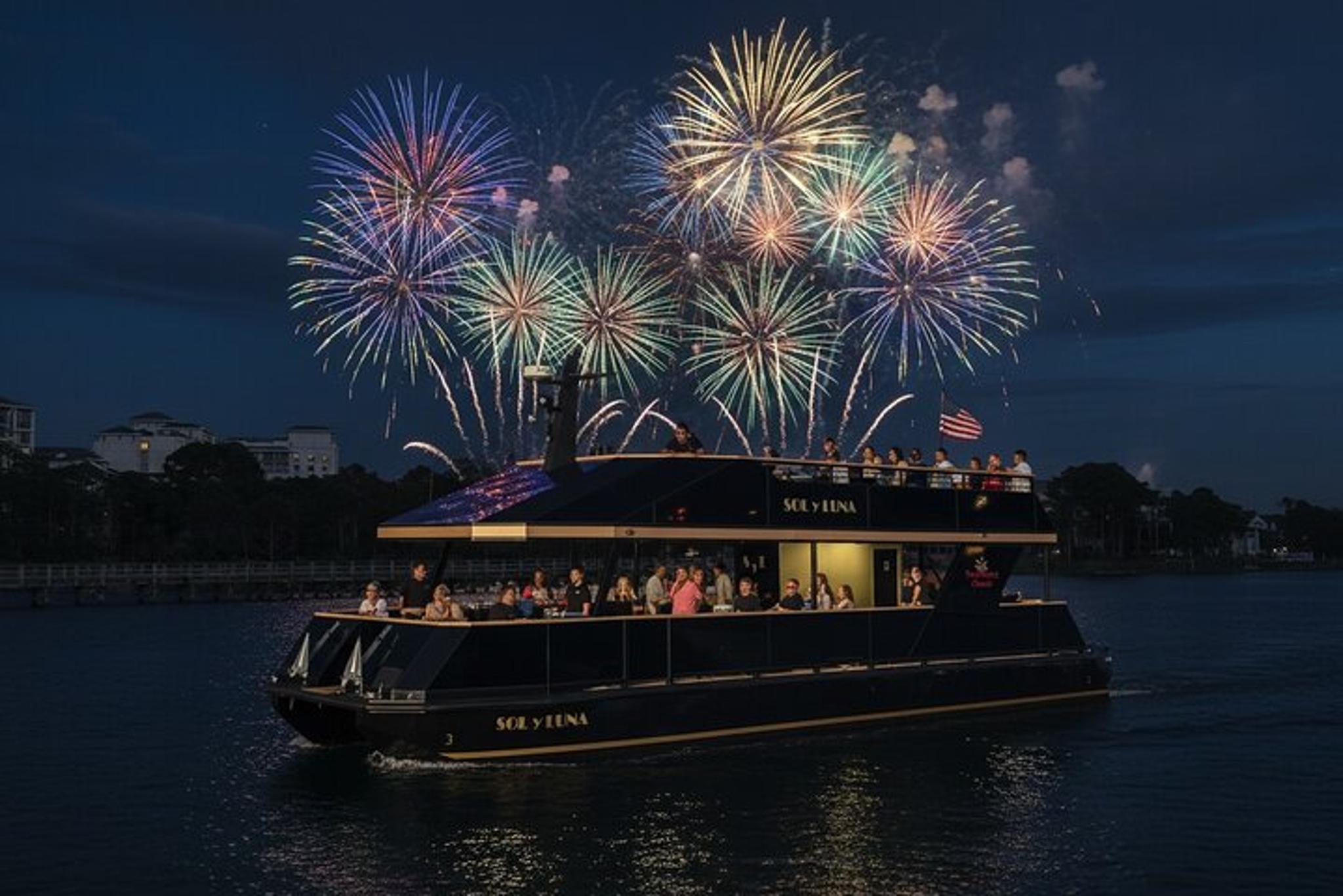 Sandestin Fireworks Cruise - Image 5