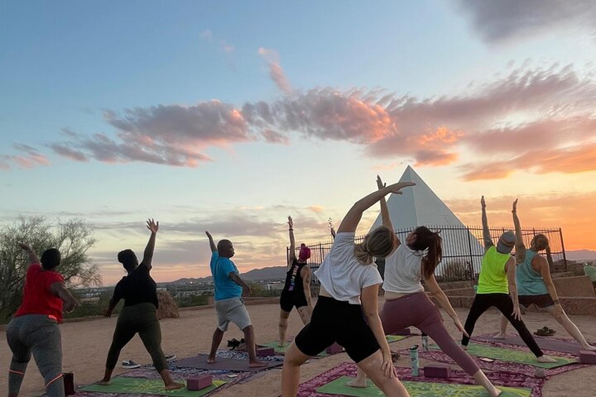 Phoenix Yoga Experience at Sunset 90 min - Image 6