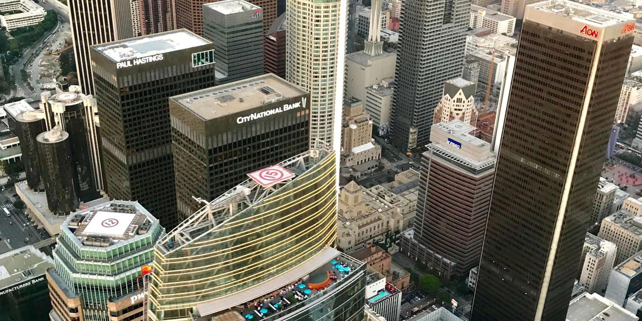 Los Angeles Downtown Helicopter Tour - Image 4